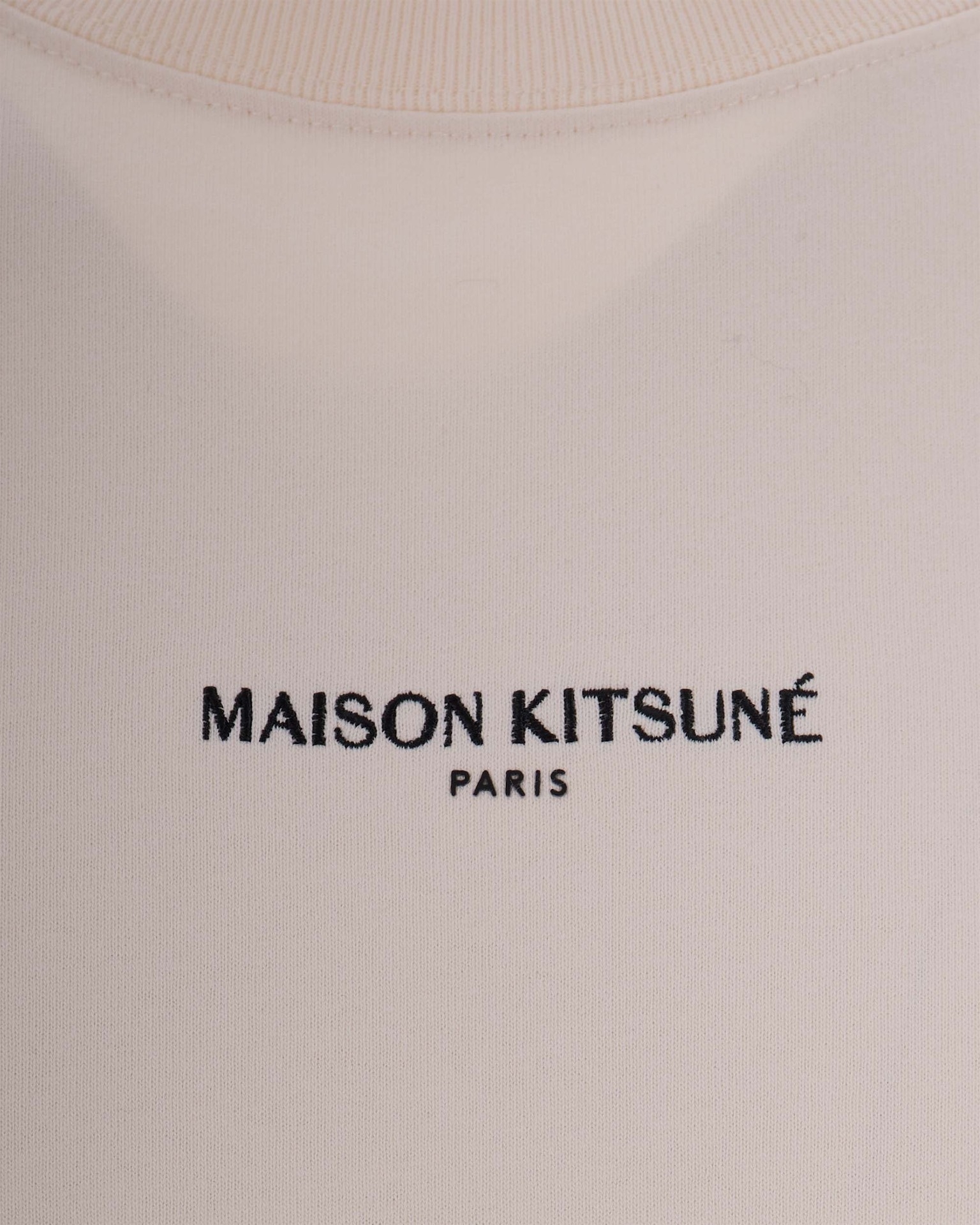 [MAISON KITSUNE] T-shirts Short Sleeve SS26 QM00100KJ70250063