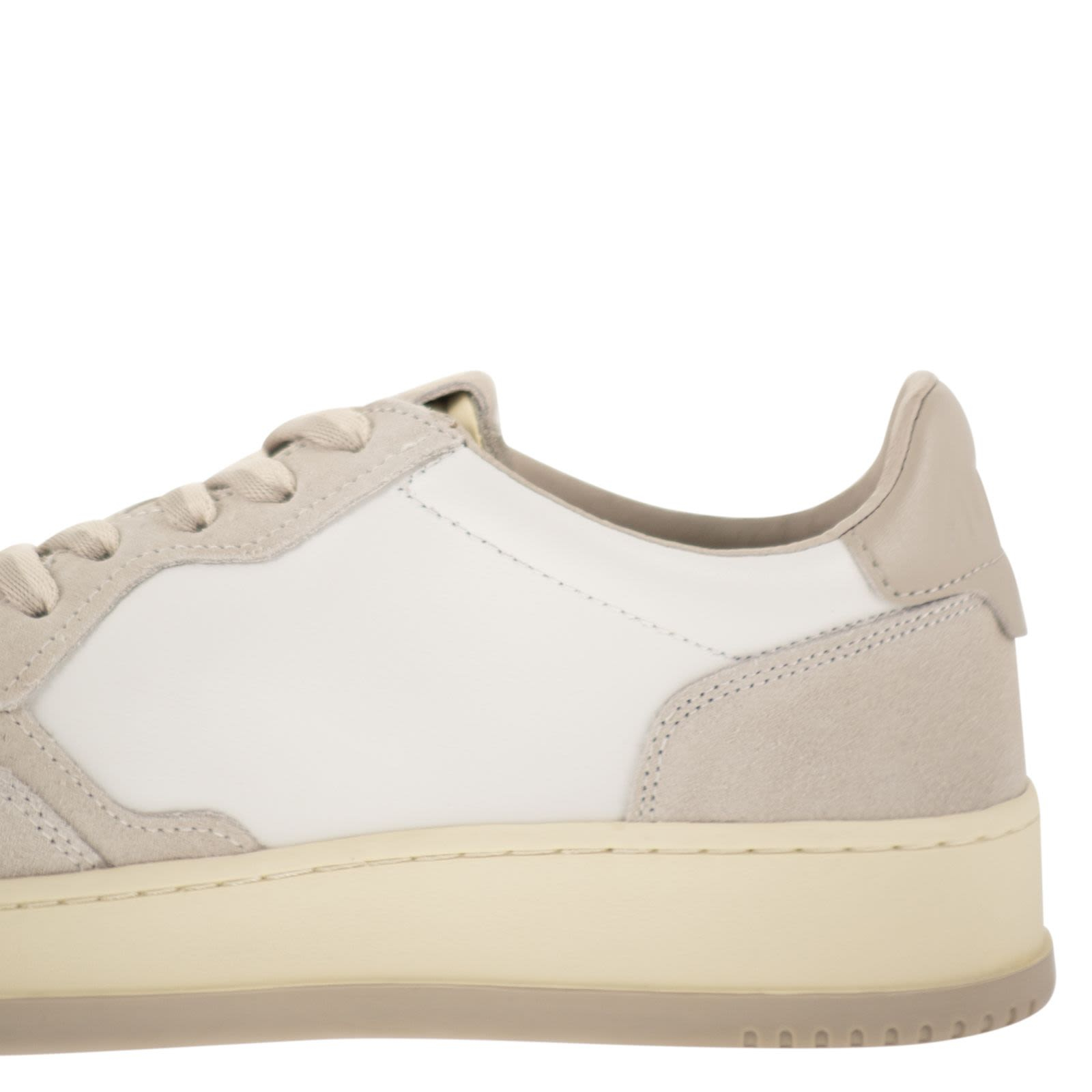 [AUTRY] Sneakers FW26 AULMBW05