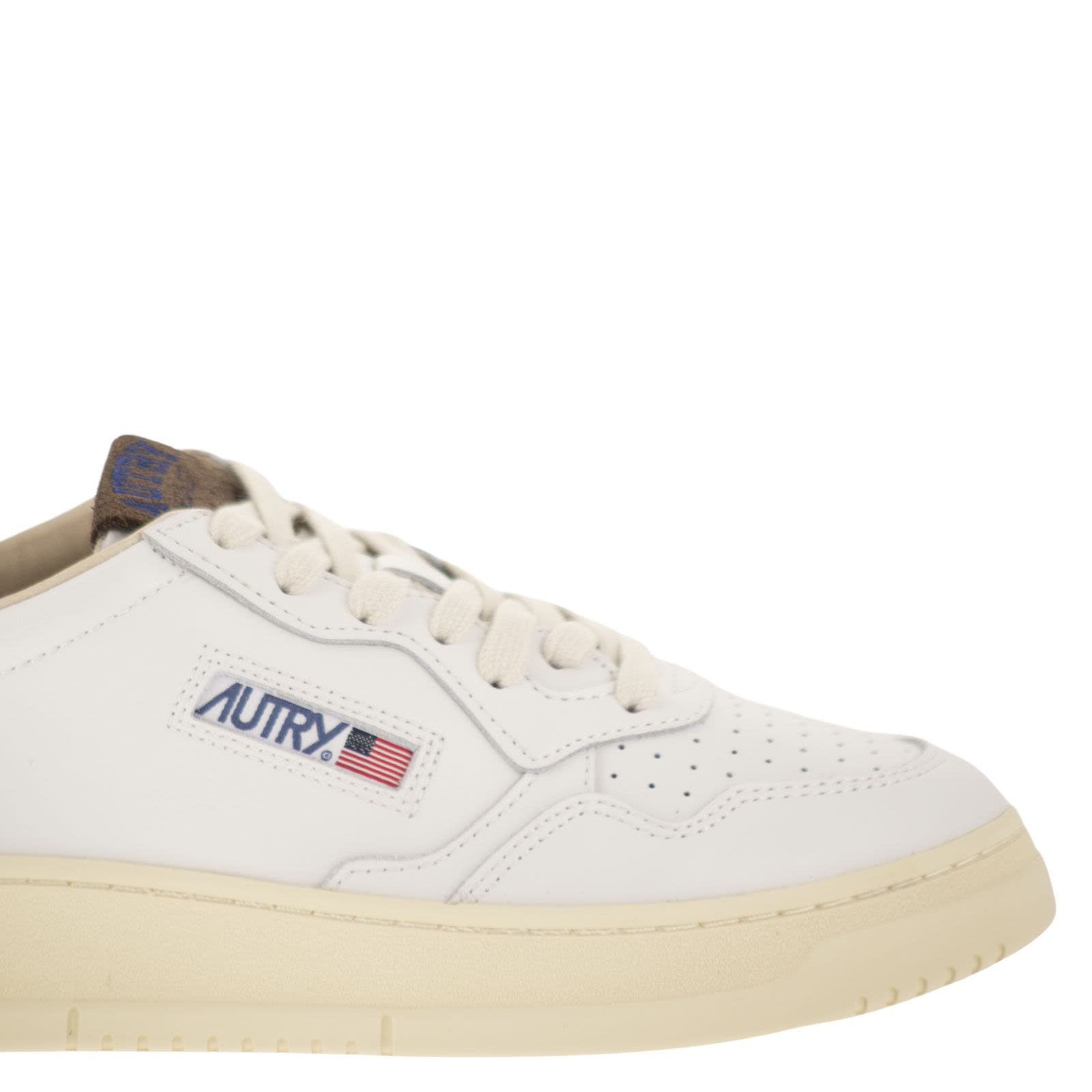 [AUTRY] Sneakers FW26 AULMHJ03