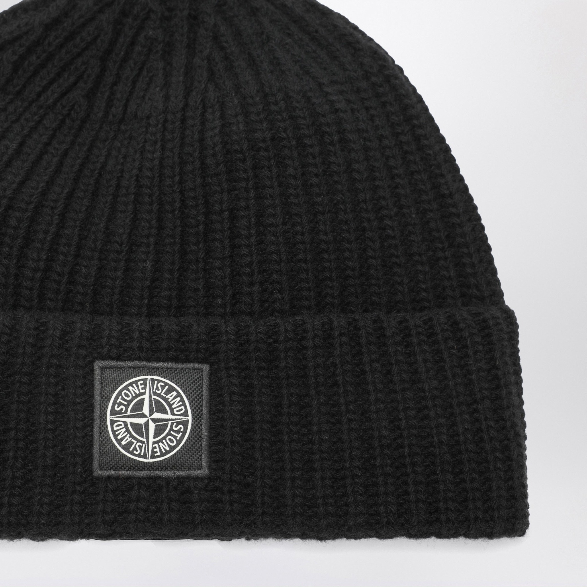 [Stone Island] Cap FW26 S15N100012S00B4