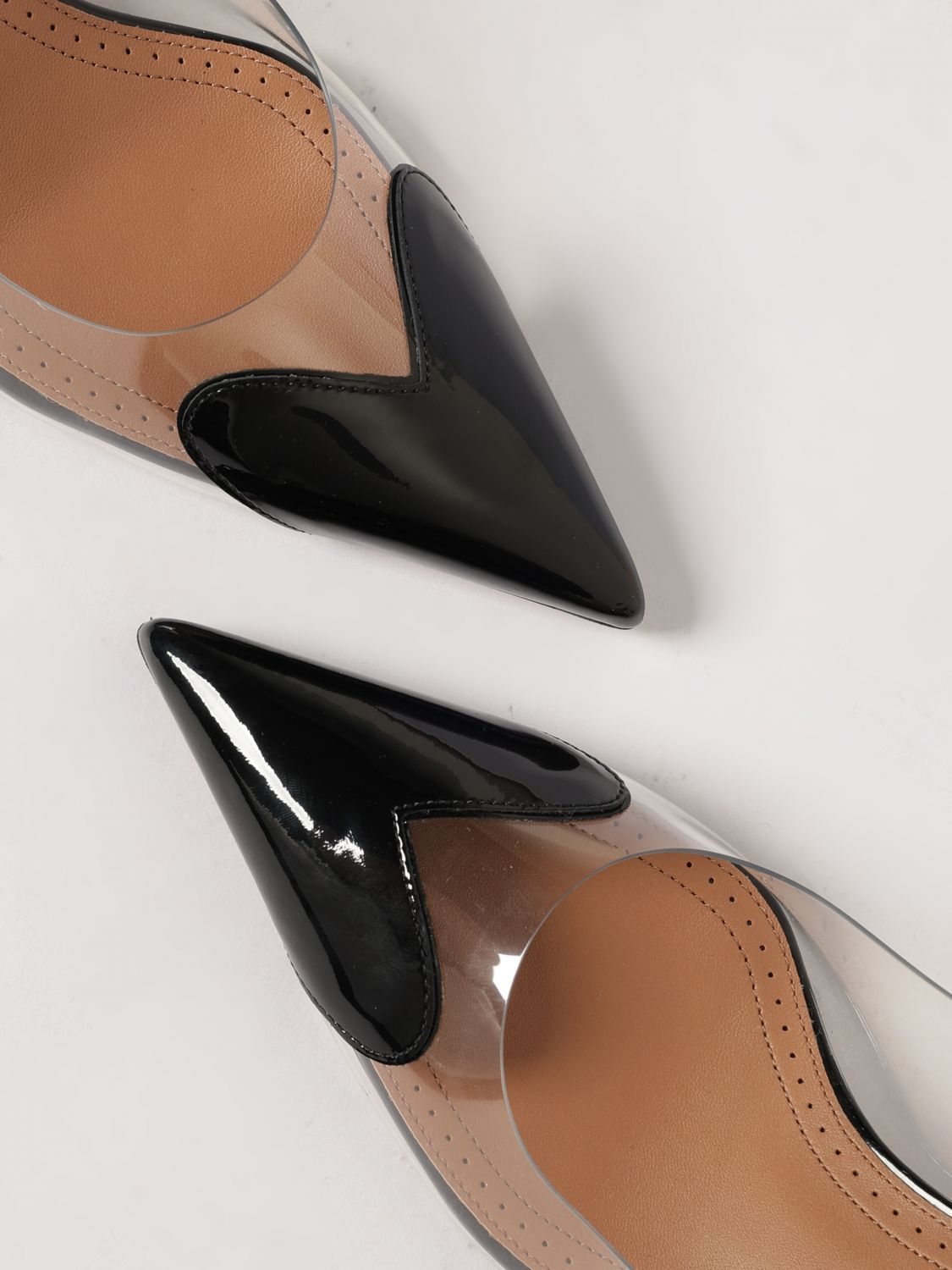 [Alaia] Pumps SS26 AA3E057CK150 999