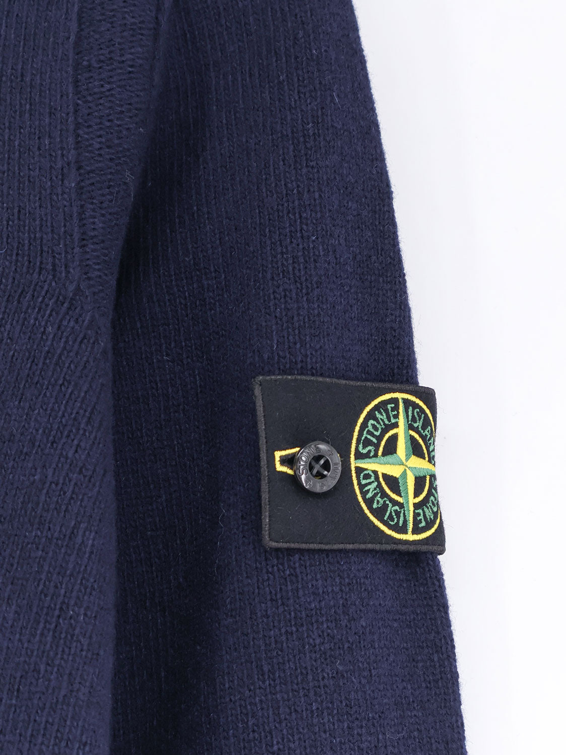 [Stone Island] Knitwear FW26 L2S155100040S00A3V0020