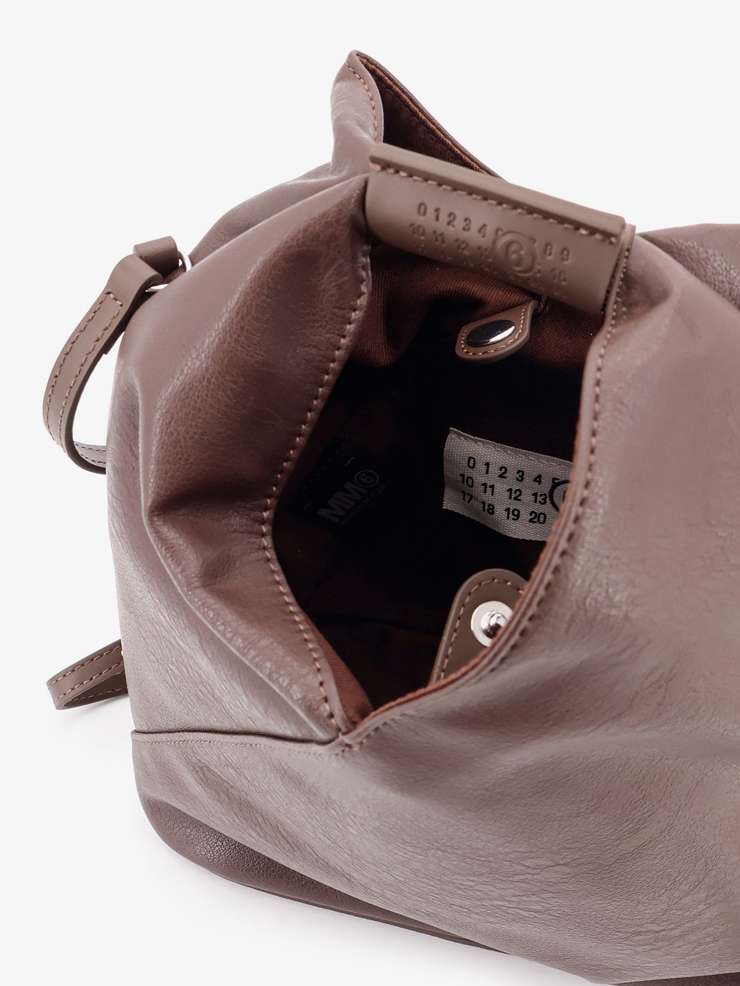 [MM6 Maison Margiela] Cross body bag FW26 SB6WD0026P8396T2164
