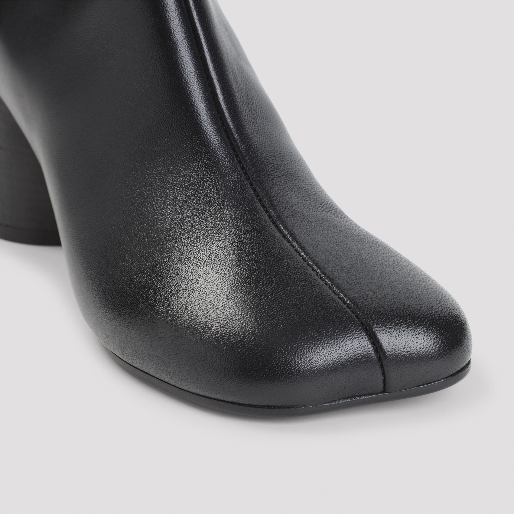 [MM6 Maison Margiela] Boots FW26 S59WU0235.P3628