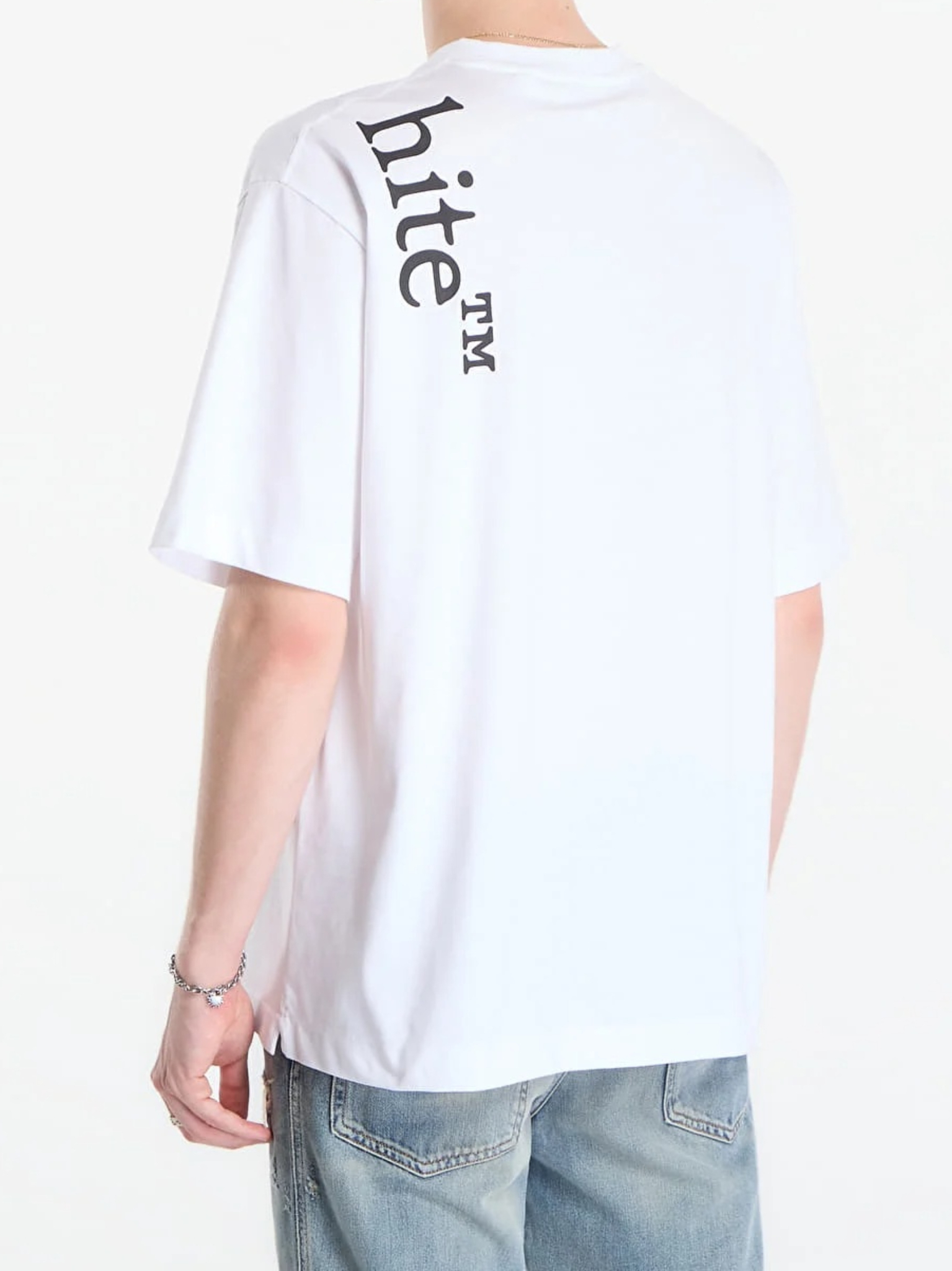 [Off-White] T-shirts FW26 44MAA120F26J010100