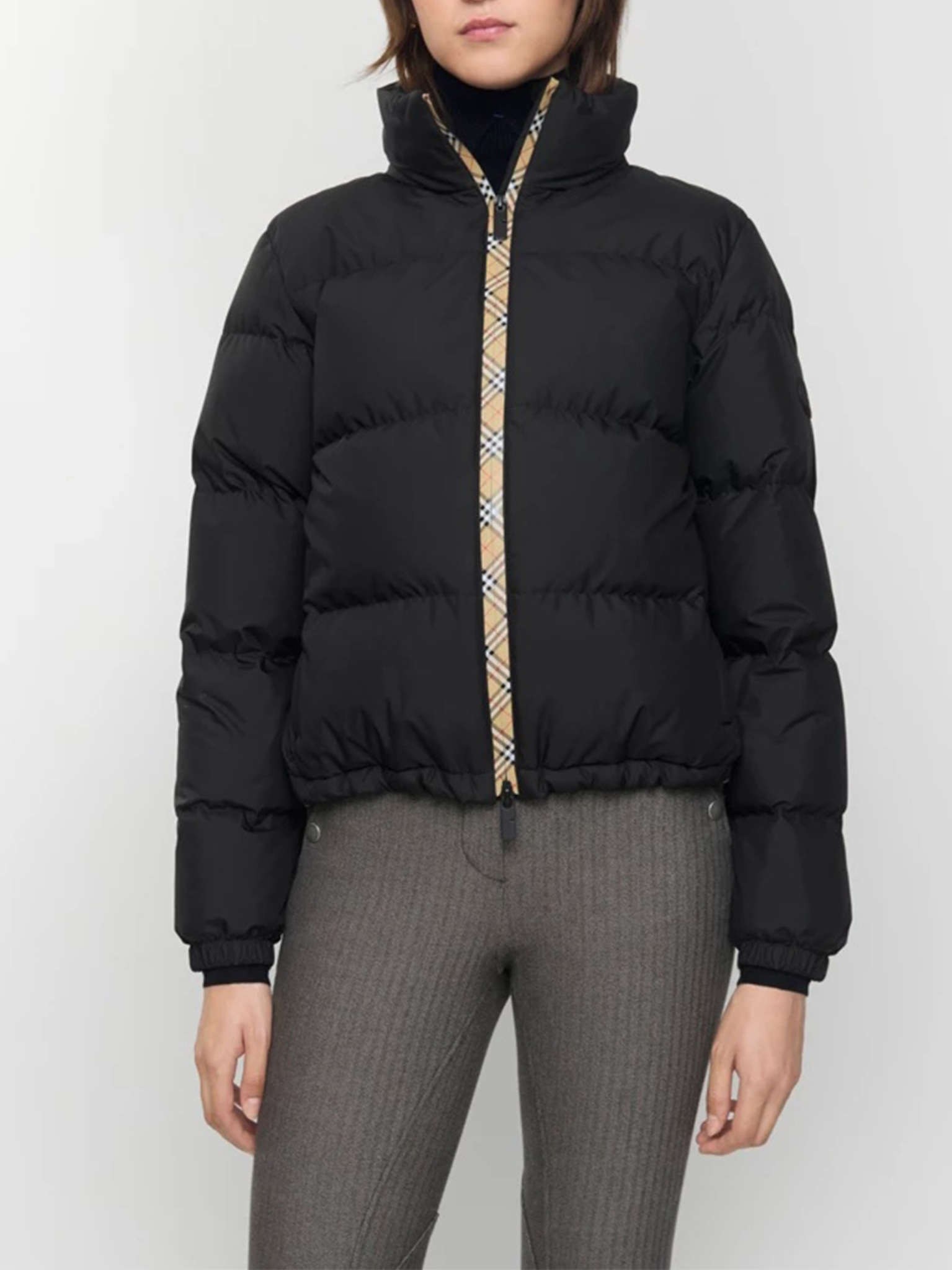 [Burberry] Down jacket FW26 8110250
