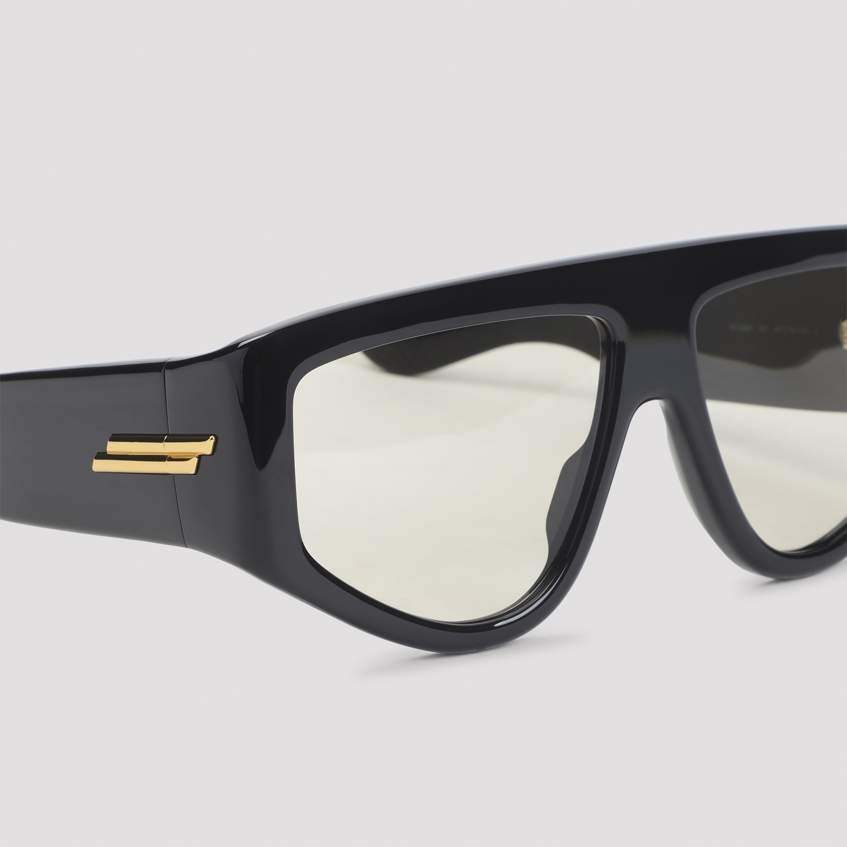 [BOTTEGA VENETA EYEWEAR] Sunglasses FW26 A002JN.V2Q30