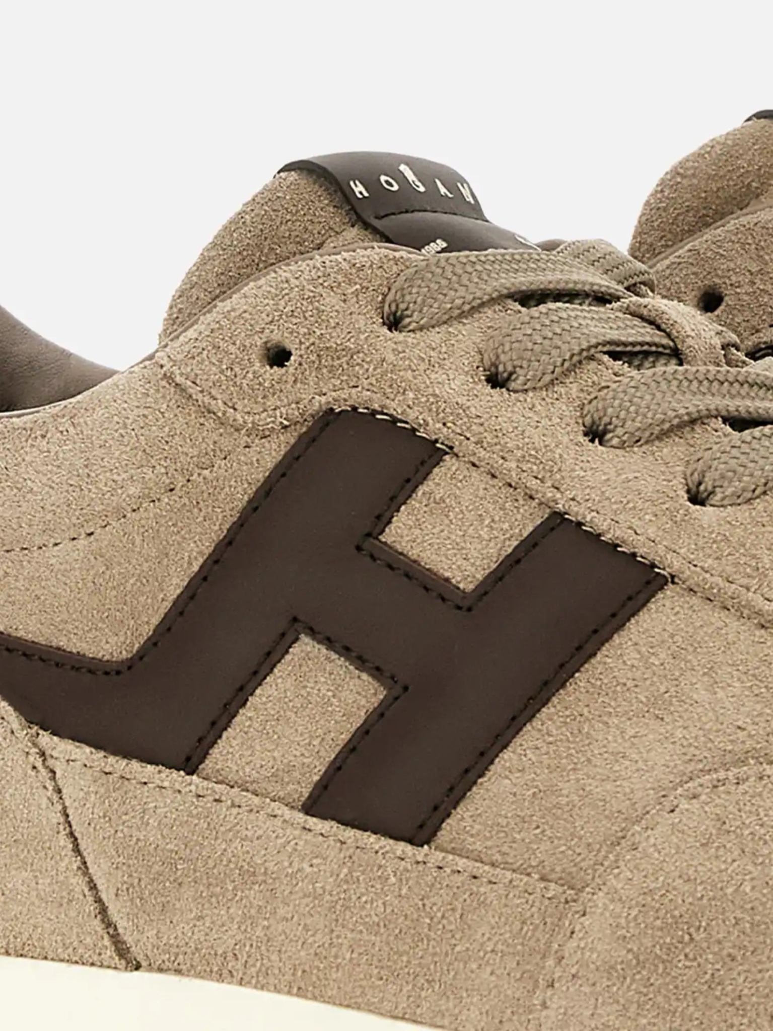 [Hogan] Sneakers FW26 HXM6990GA00 UHO