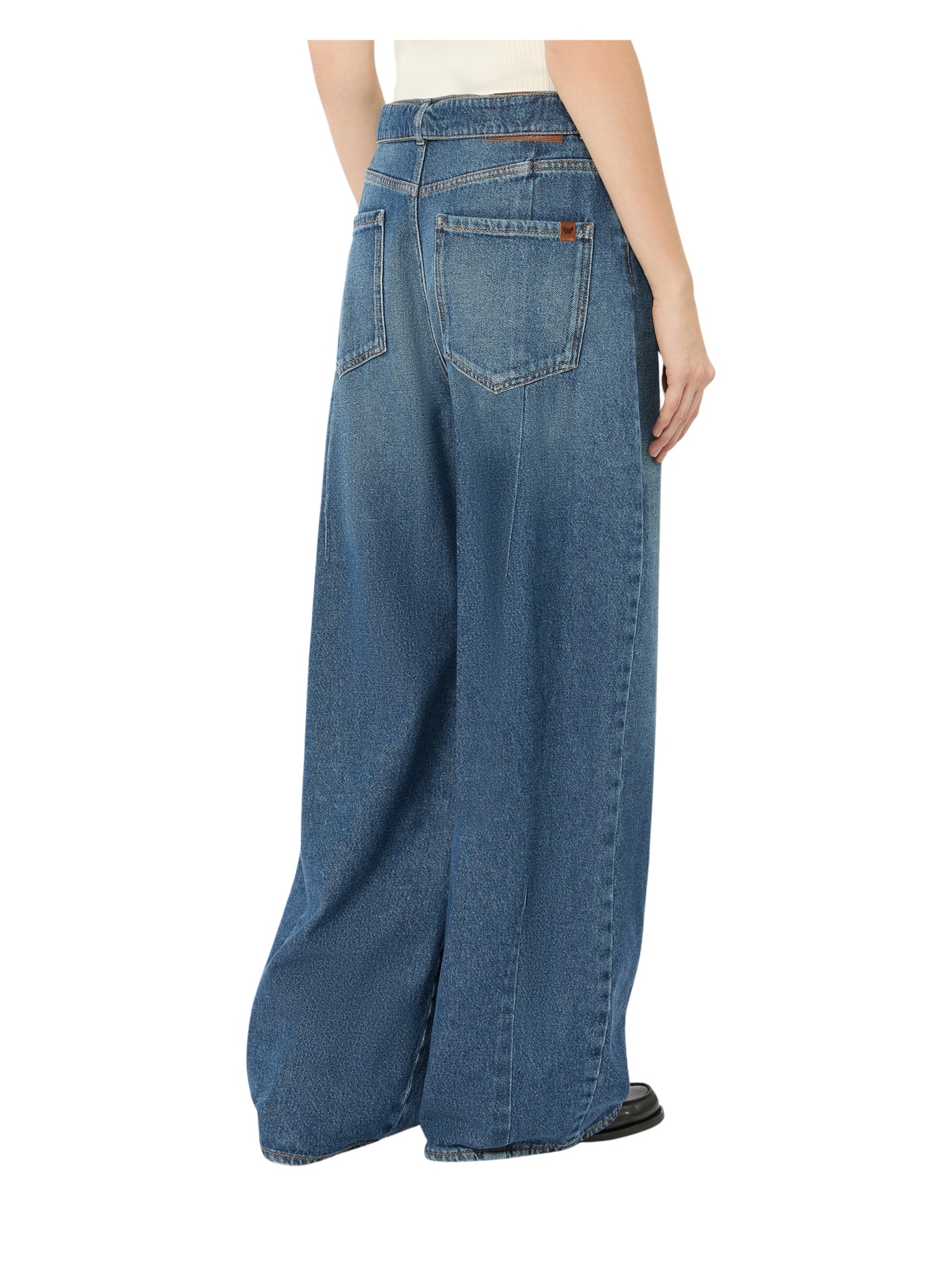 [WEEKEND] Jeans FW26 2625186081600