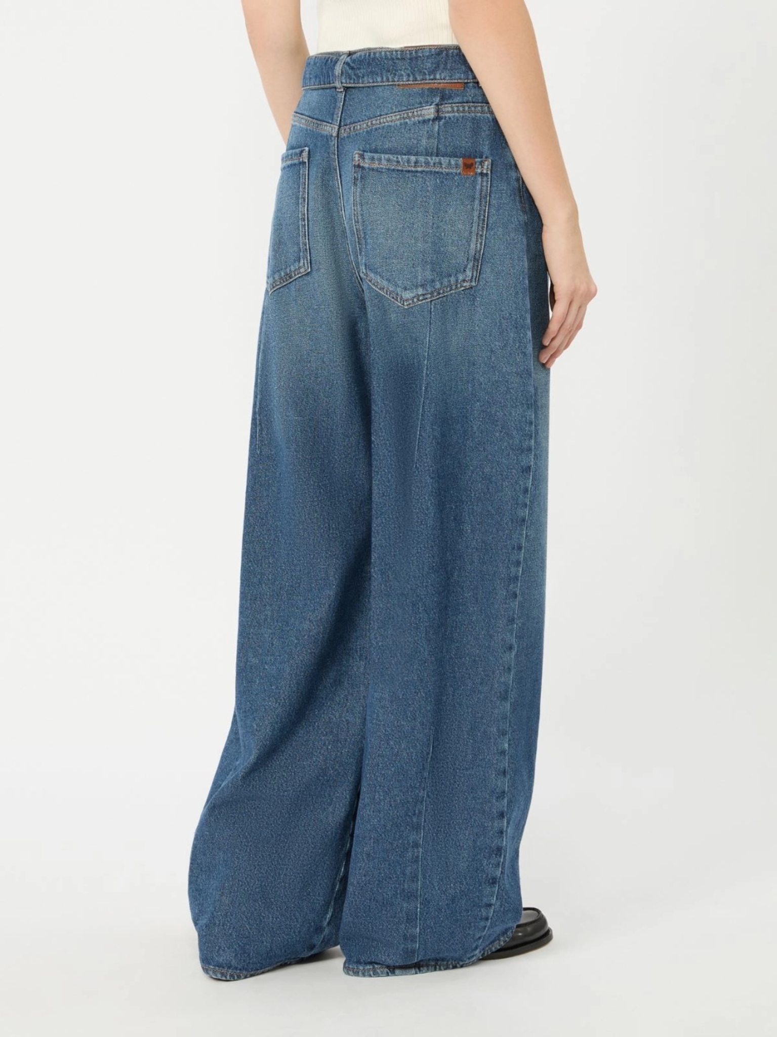 [WEEKEND] Jeans FW26 2625186081600