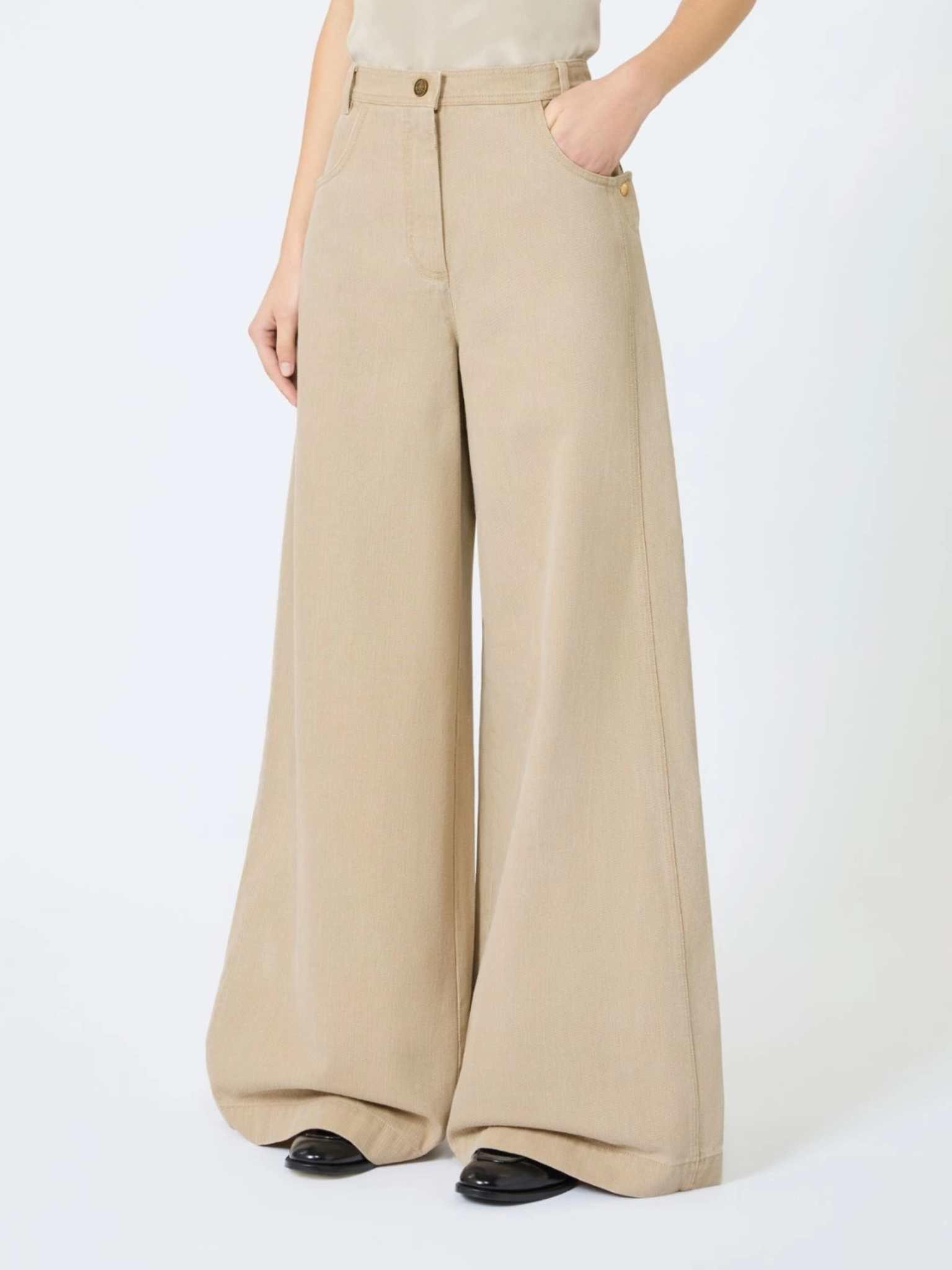 [Max Mara] Trousers FW26 2621136081600