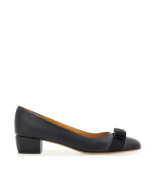 [Salvatore Ferragamo] Pumps FW26 0775750