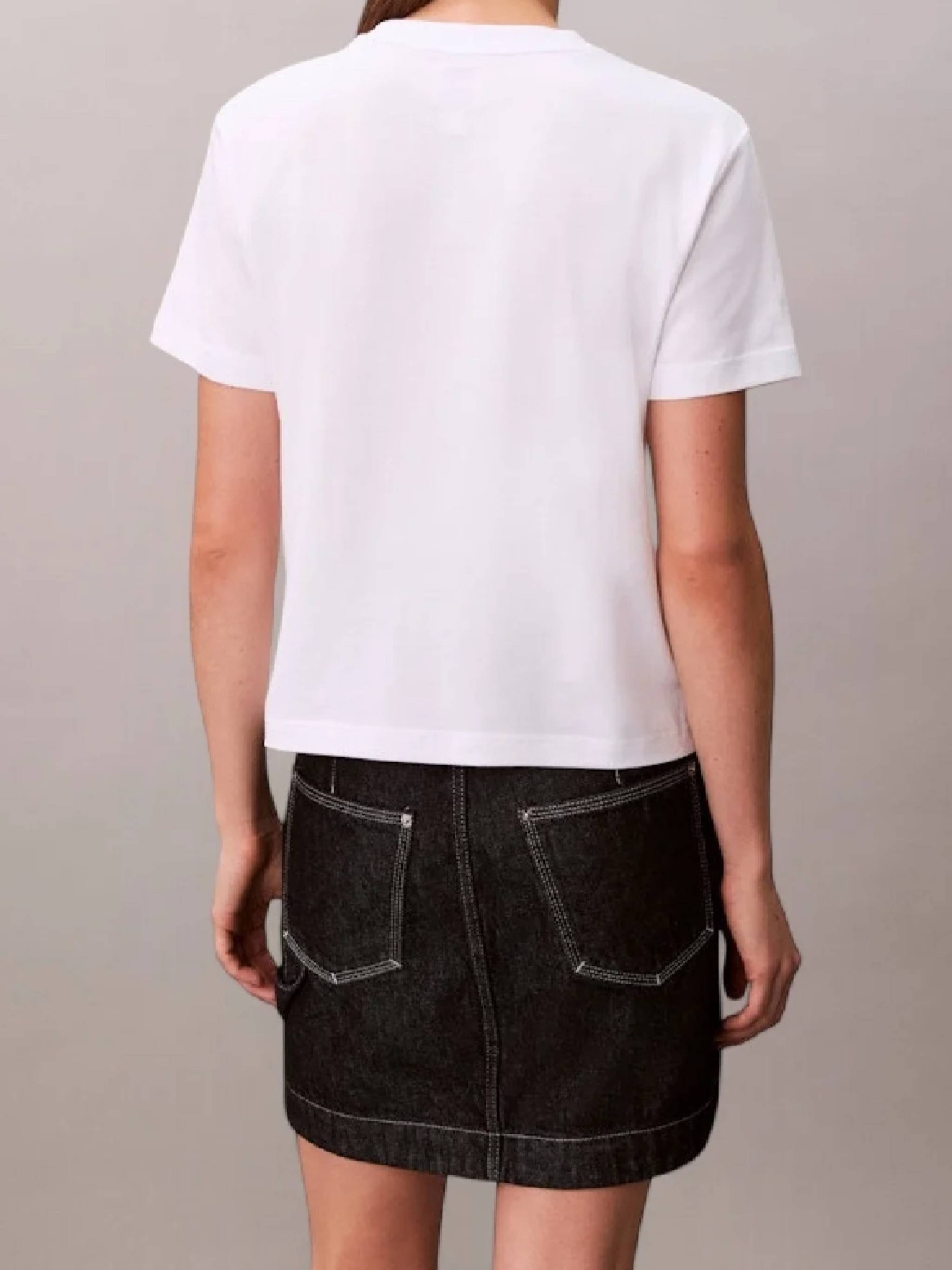 [CALVIN KLEIN] T-shirts Short Sleeve FW26 LV044C905G