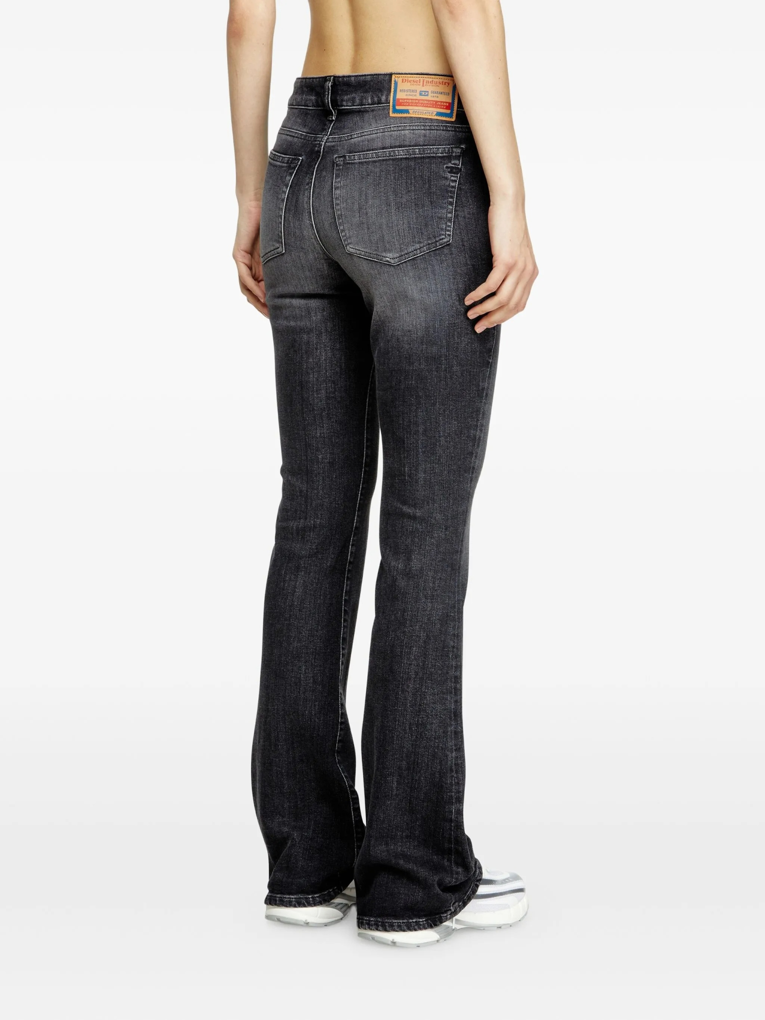 [Diesel] Jeans FW26 A11003 09L98