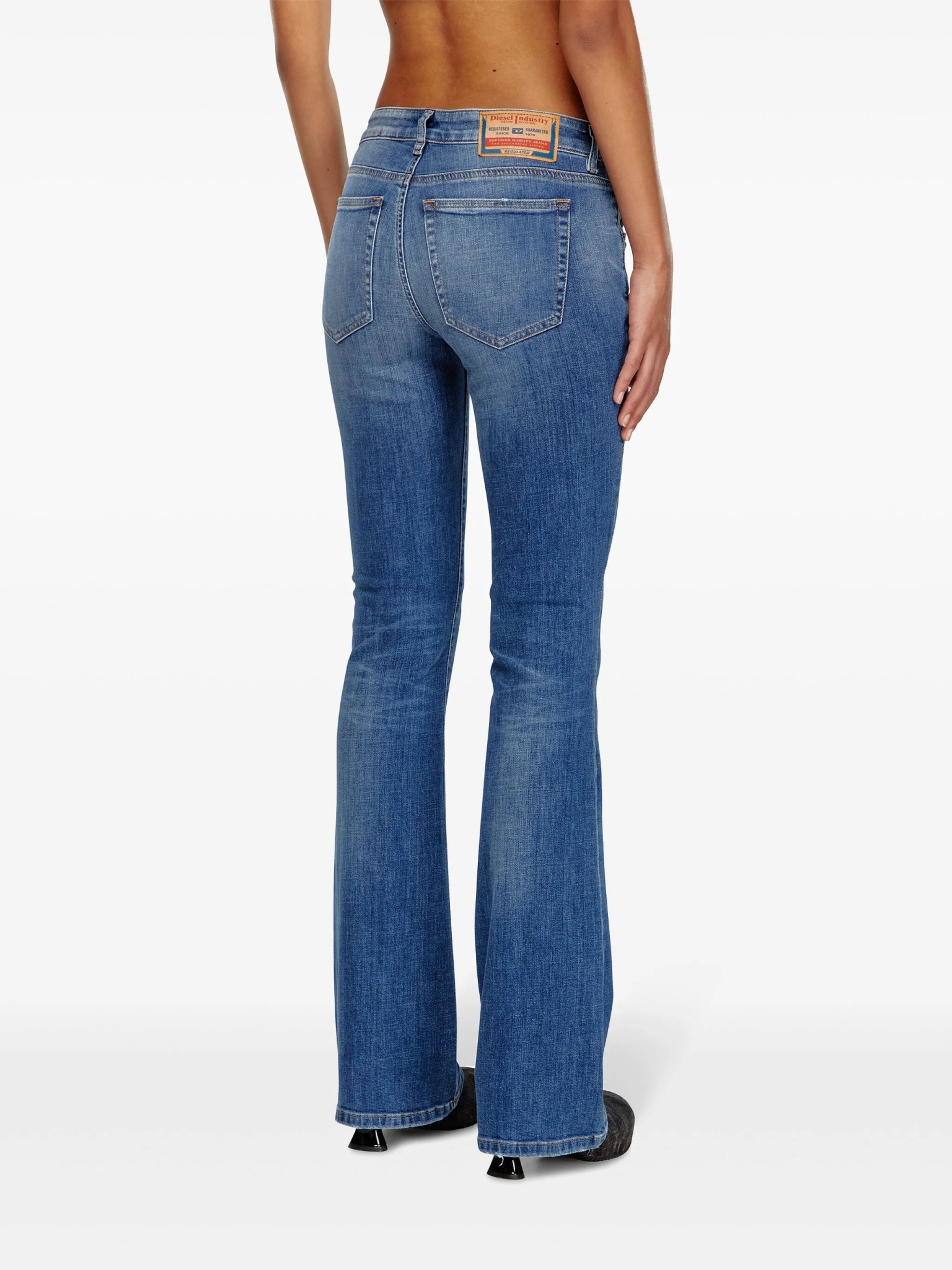 [Diesel] Jeans FW26 A11003 09J33