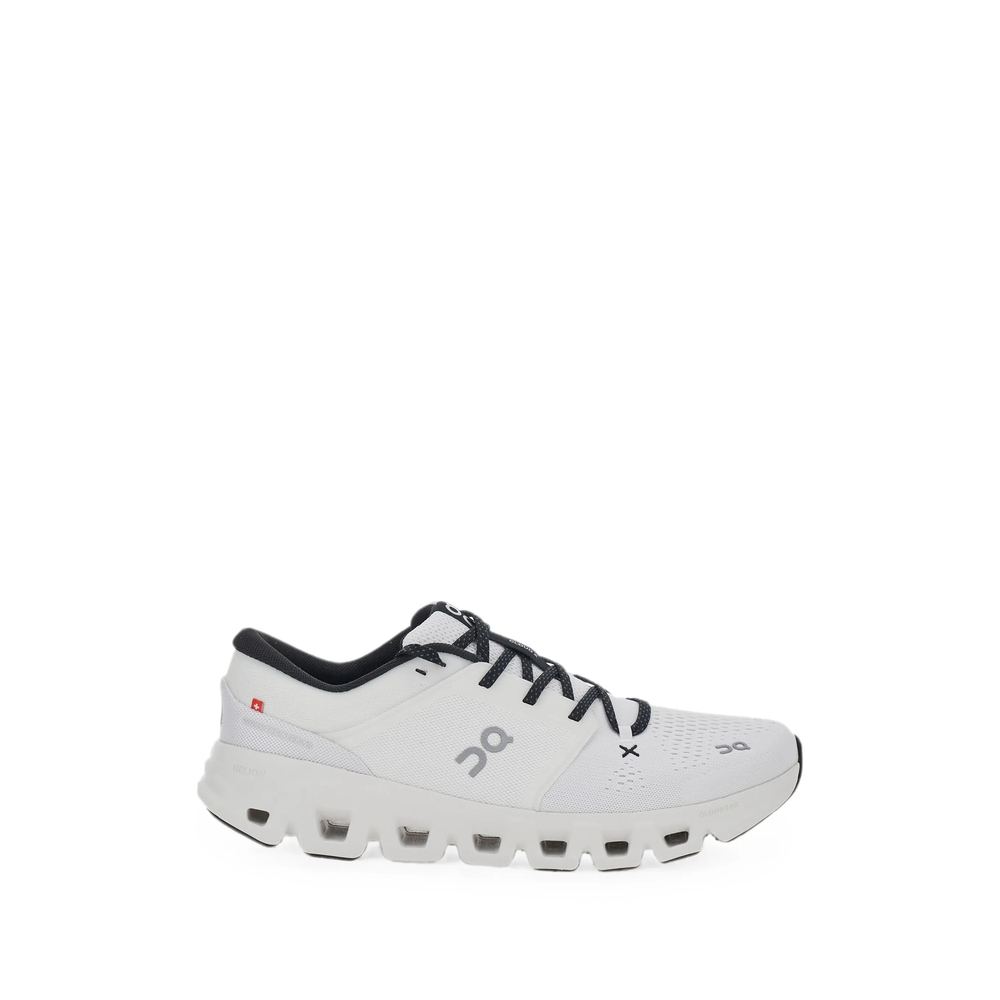 [ON RUNNING] Sneakers FW26 3MG30080462 CLOUD X 5 WHIBK
