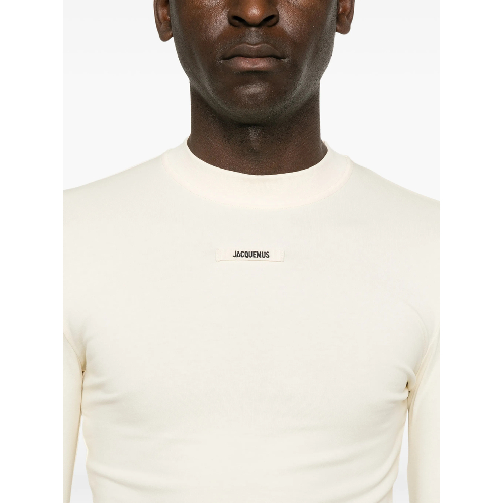 [JACQUEMUS] T-shirts Long Sleeve FW26 TSW00155A AJ00124 130