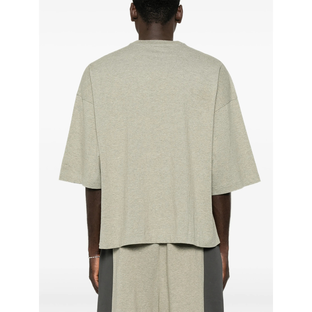 [Fear Of God Essentials] T-shirts Short Sleeve FW26 RW00266  SEHEA