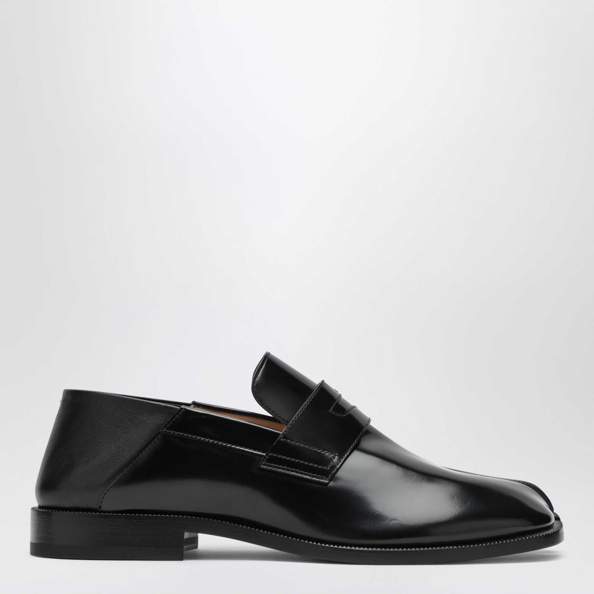 [Maison Margiela] Loafer FW26 S57WR0117P3827