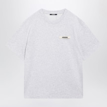 [JACQUEMUS] T-shirts Short Sleeve FW26 TSM00133AJ00226