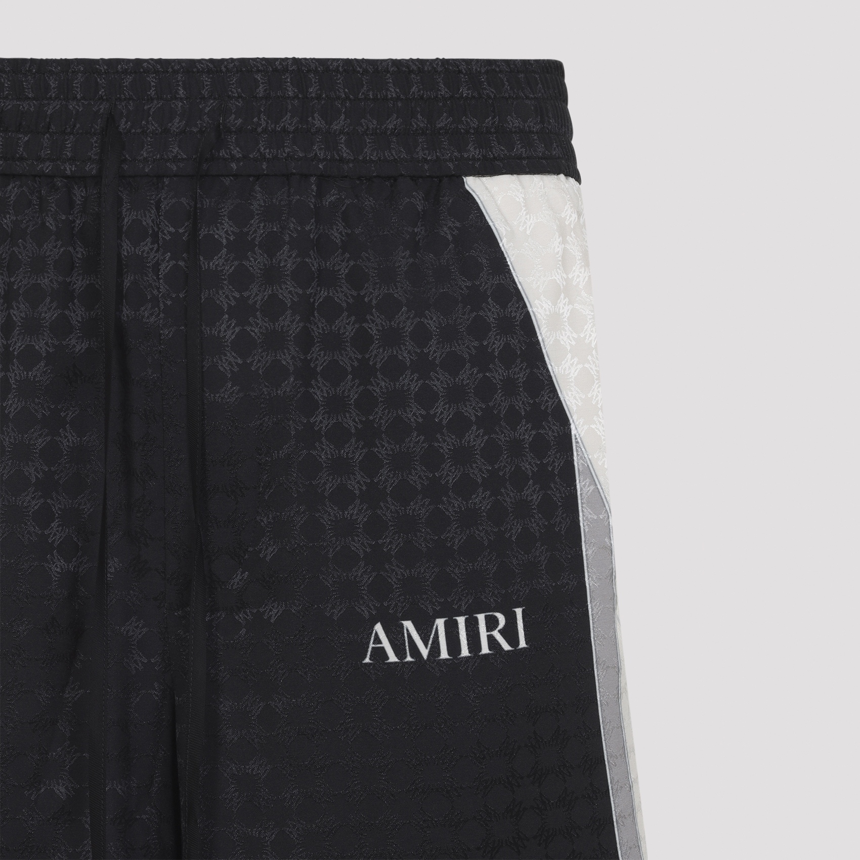 [Amiri] Shorts SS26 AMBMSO1023