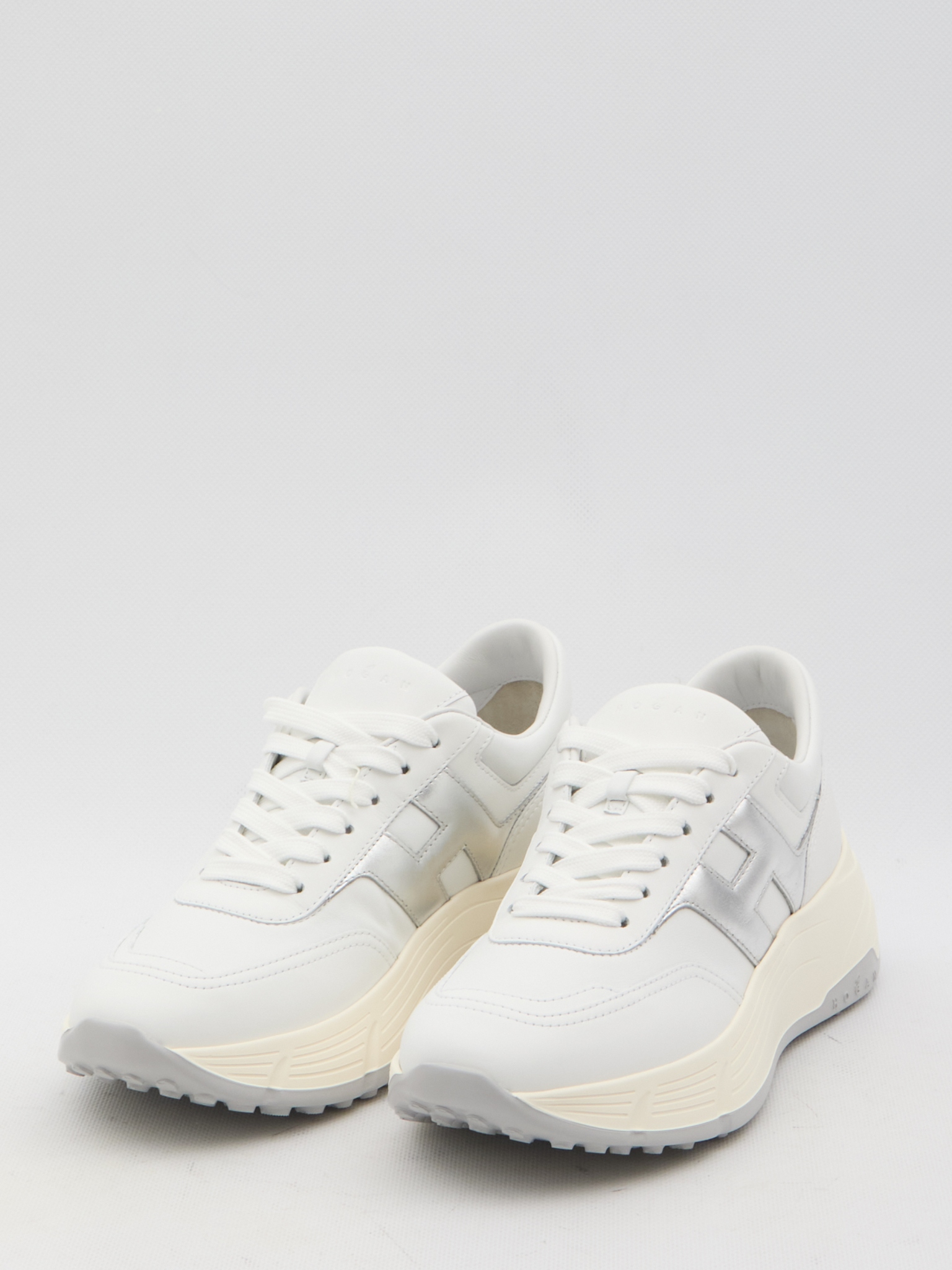 [Hogan] Sneakers FW26 HXW6690FR30_U7I_0351