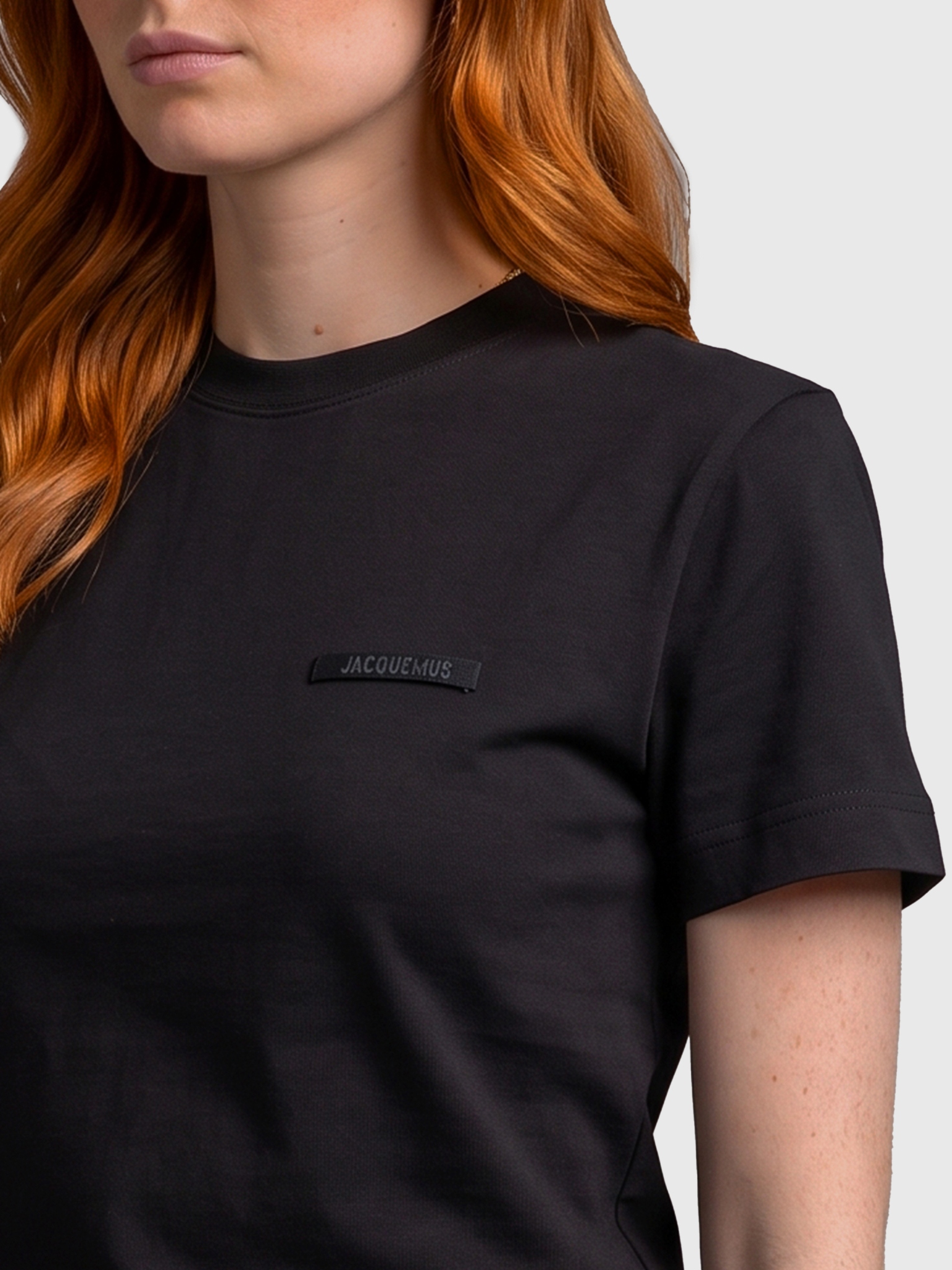 [JACQUEMUS] T-shirts Short Sleeve FW26 TSW00550_AJ00029_990