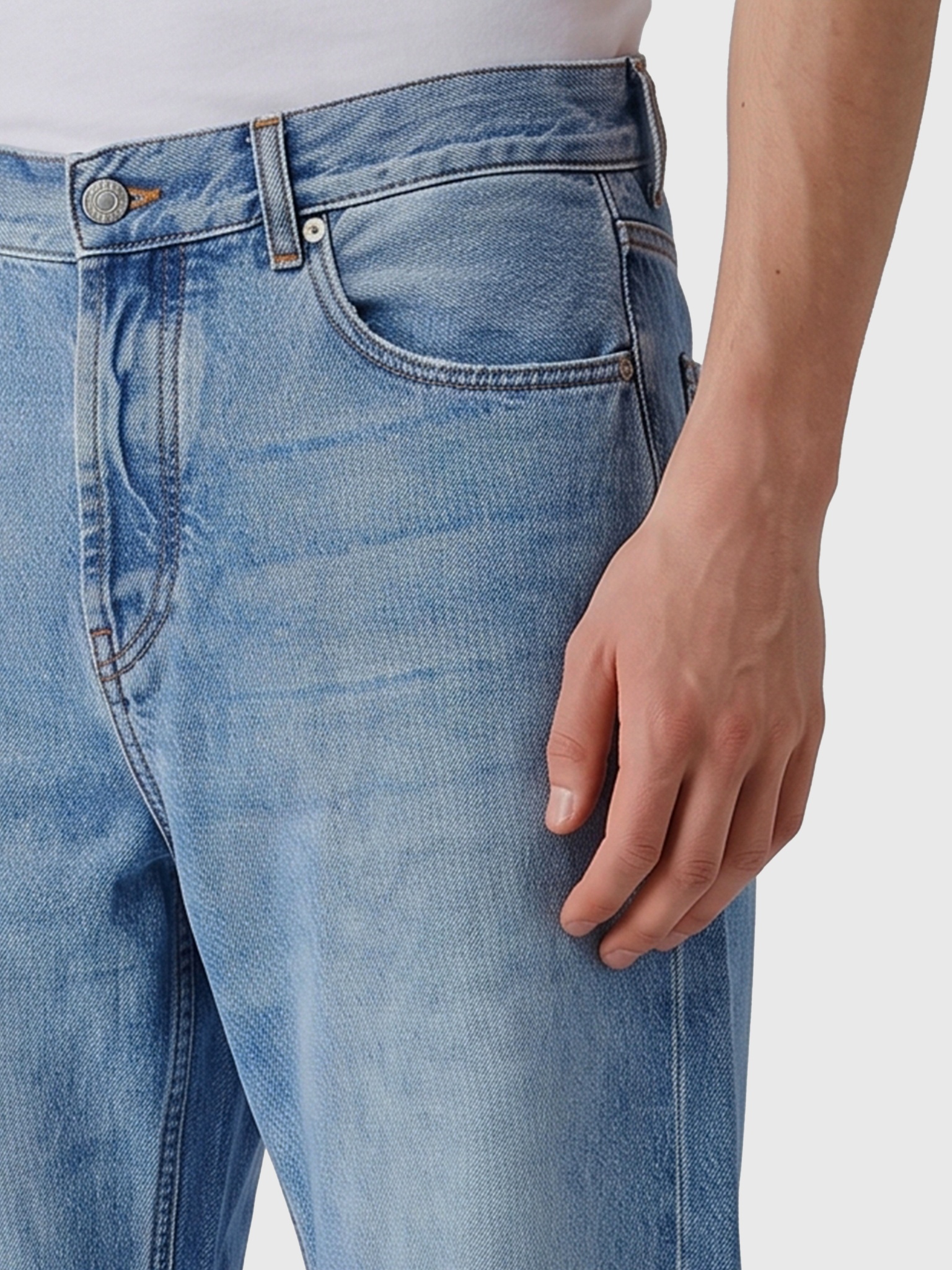 [JACQUEMUS] Jeans FW26 PAM00028A_D00038_33C