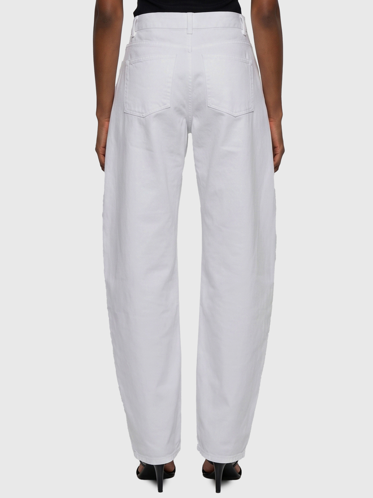 [Alaia] Jeans FW26 AA9P1406D027D__000
