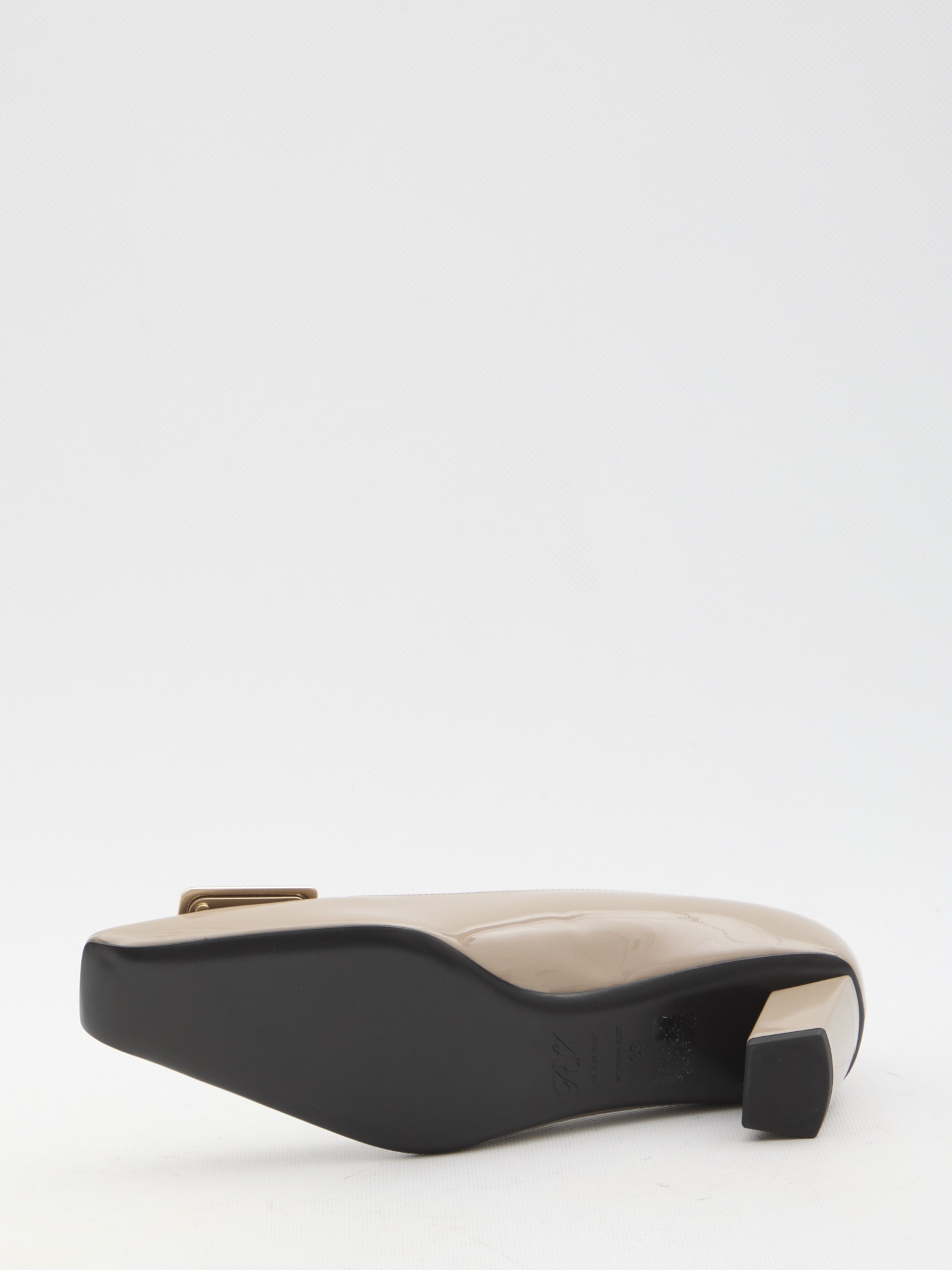 [Roger Vivier] Pumps FW26 RVW00600920_D1P_C415