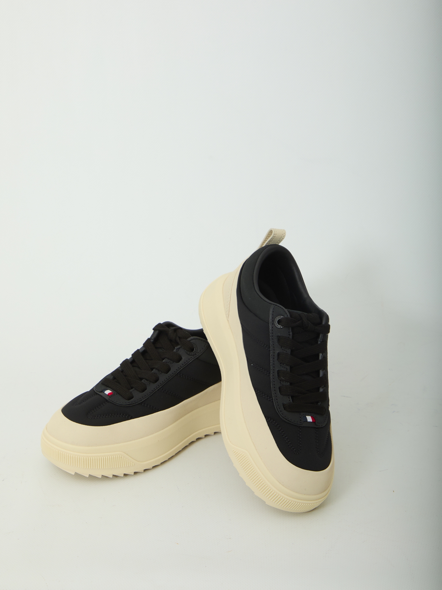 [Moncler] Sneakers FW26 L209B4M00150_M7091_999