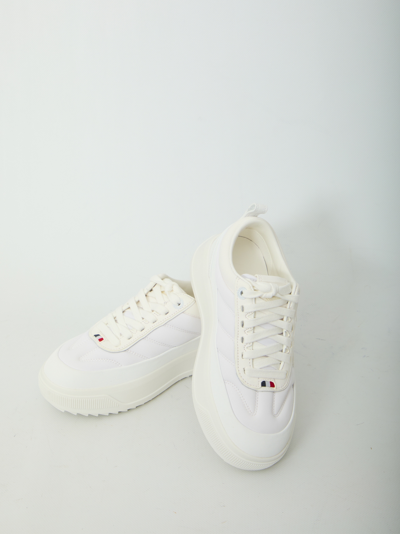 [Moncler] Sneakers FW26 L209B4M00150_N0565_001