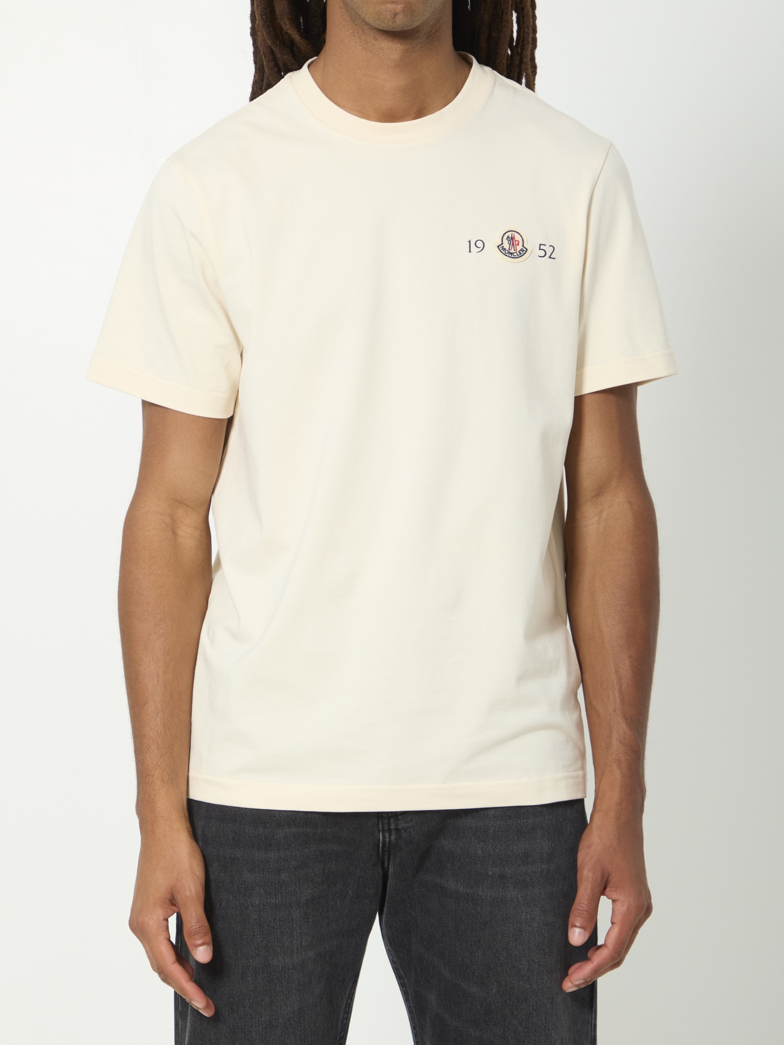 [Moncler] T-shirts Short Sleeve FW26 L20918C00052_8790F_034