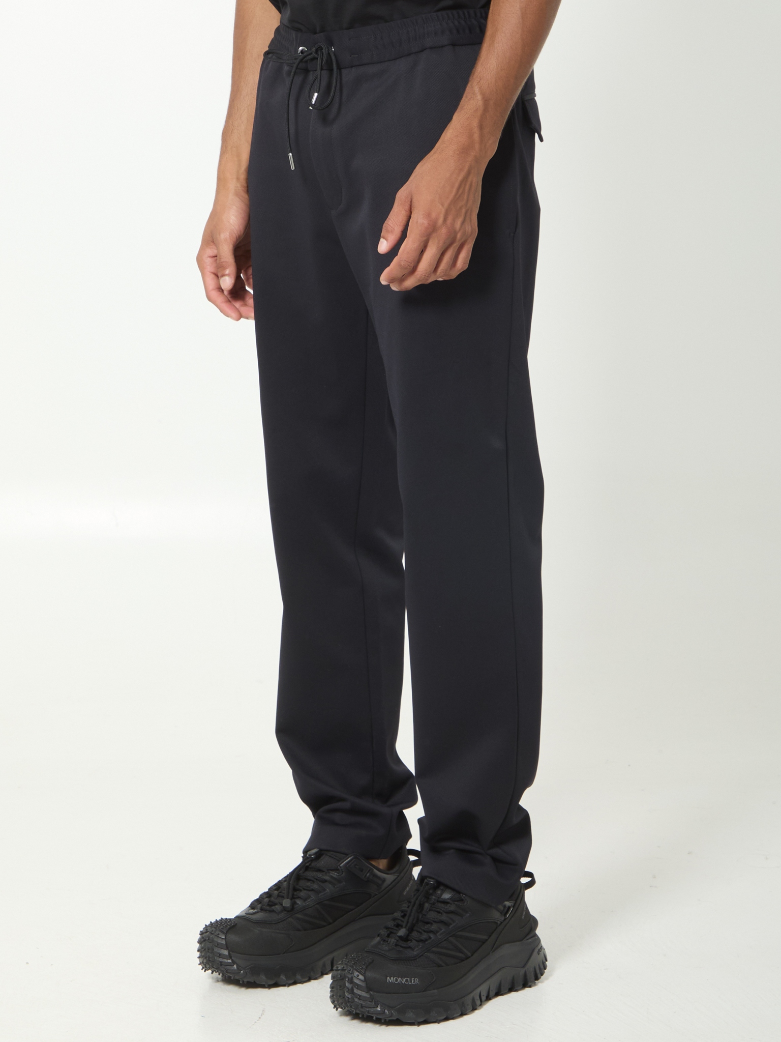 [Moncler] Pants FW26 L20912A00033_89ALO_999