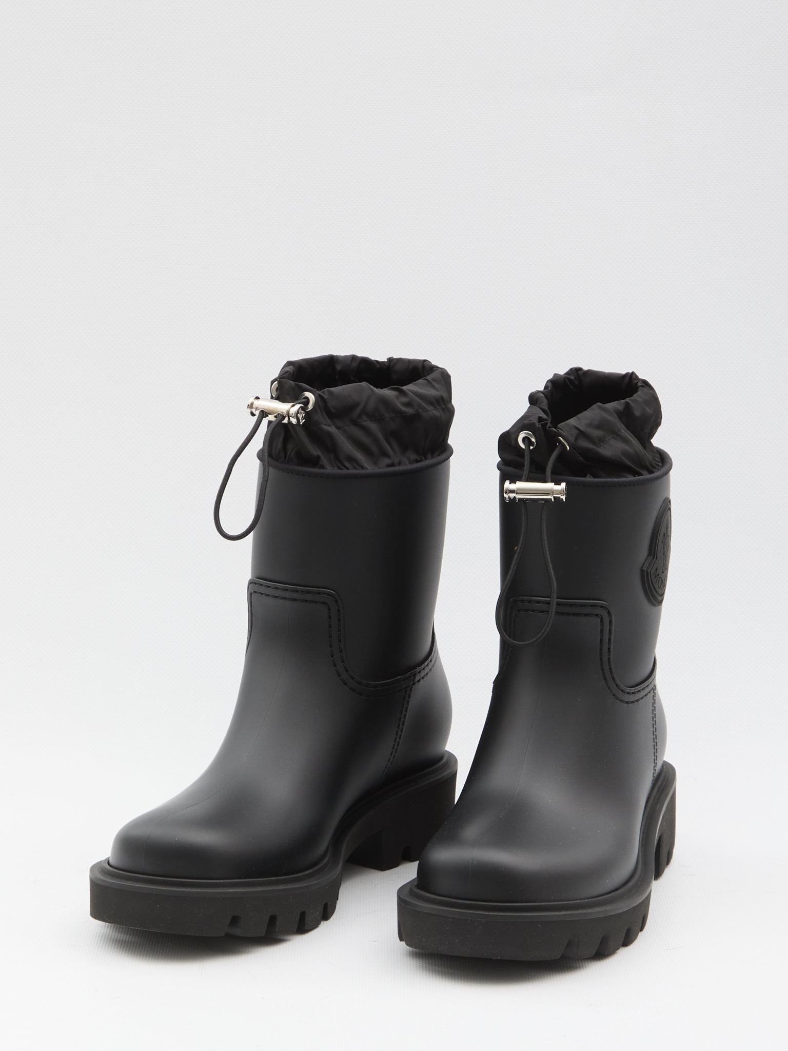 [Moncler] Ankle Boots FW26 L209B4G00190_M4522_999
