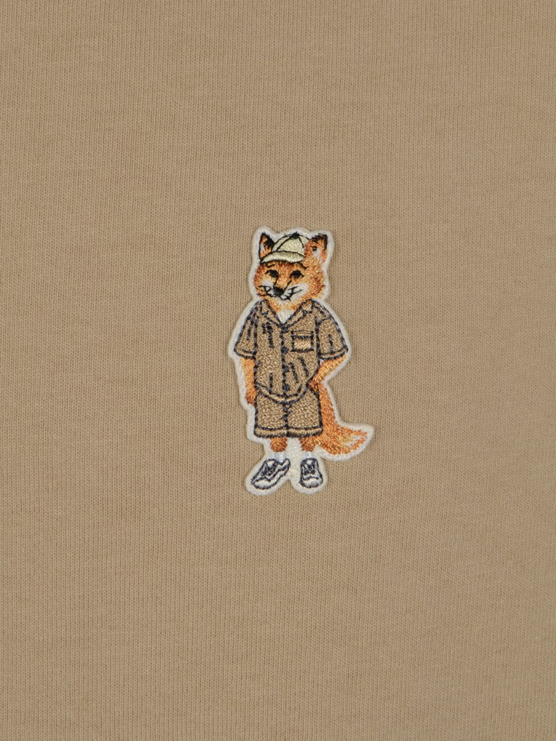[MAISON KITSUNE] T-shirts Short Sleeve SS26 QM00101KJ7025 0429