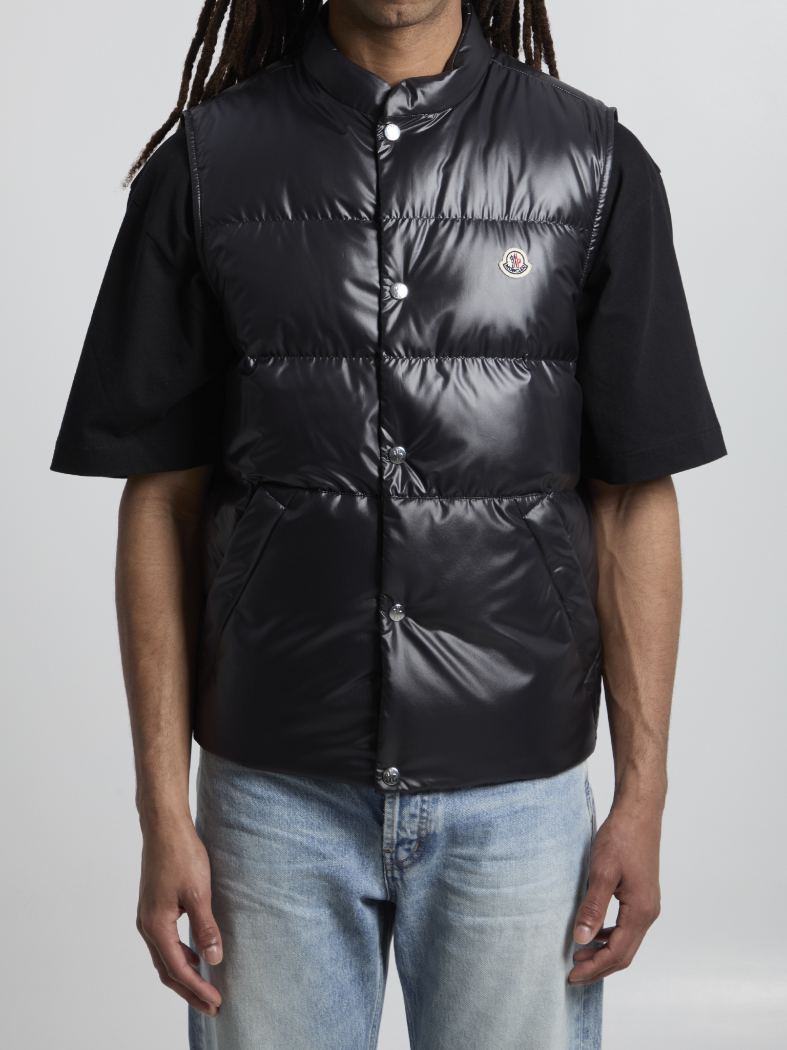 [Moncler] Vest FW26 L10911A00143_597YX_999