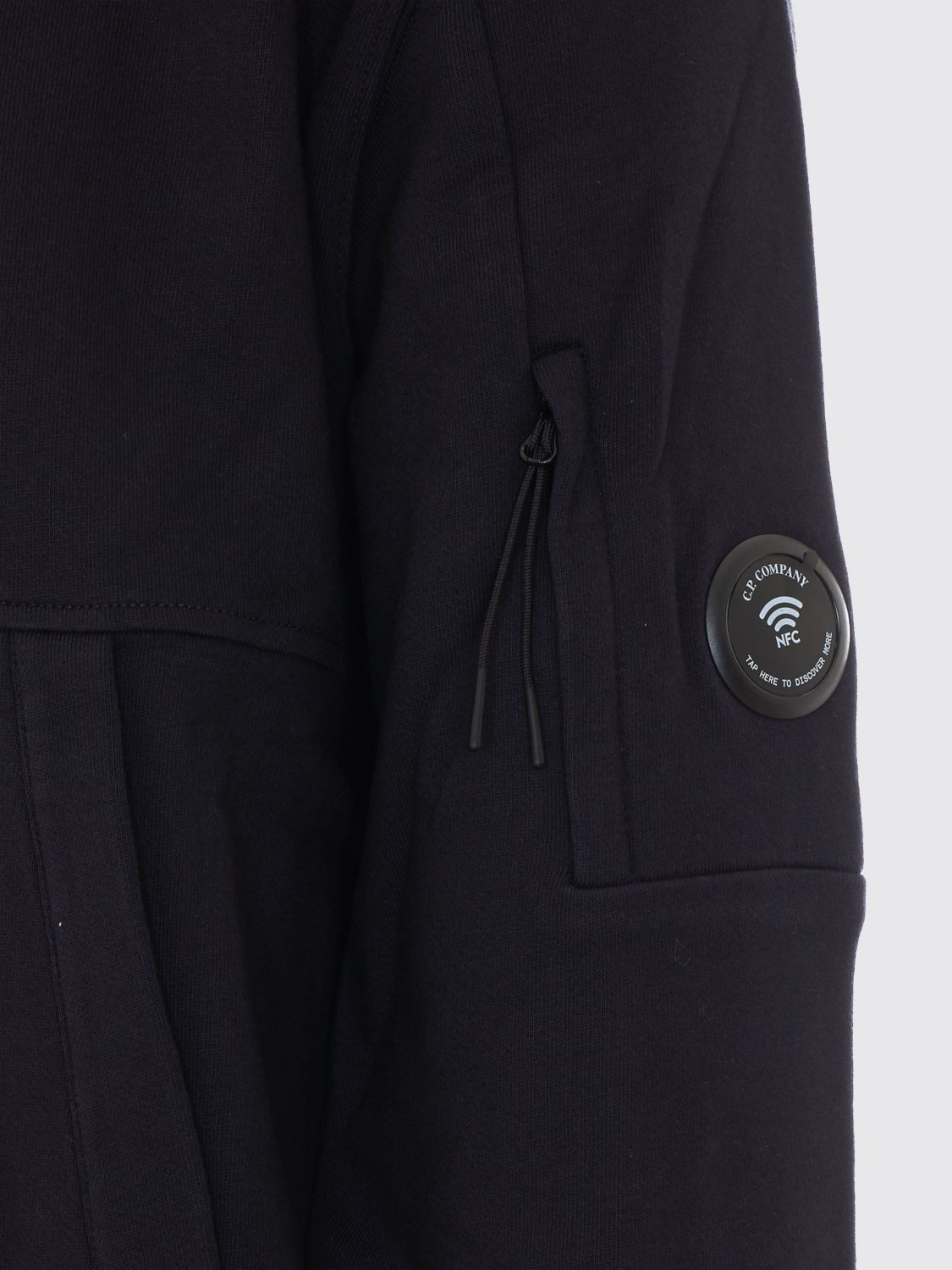 [C.P. Company] Hoodie FW26 RCCMSS714M005086W 888