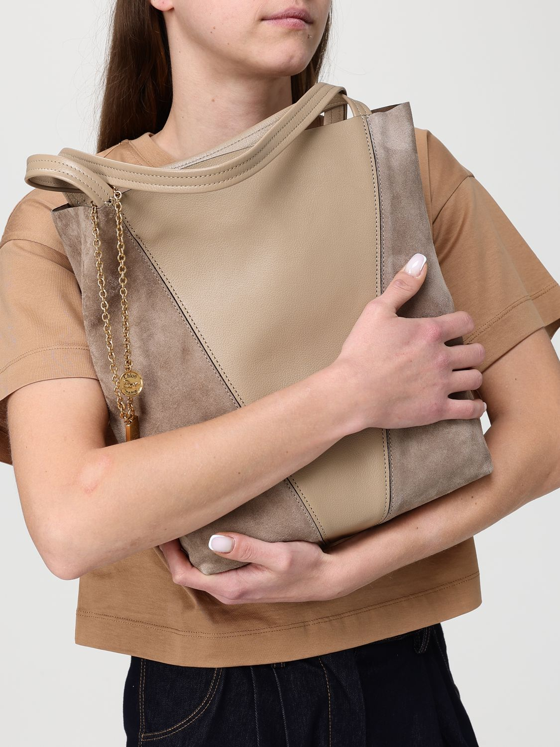 [Chloe] Shoulder bag SS26 CH25WS811Q76 20E