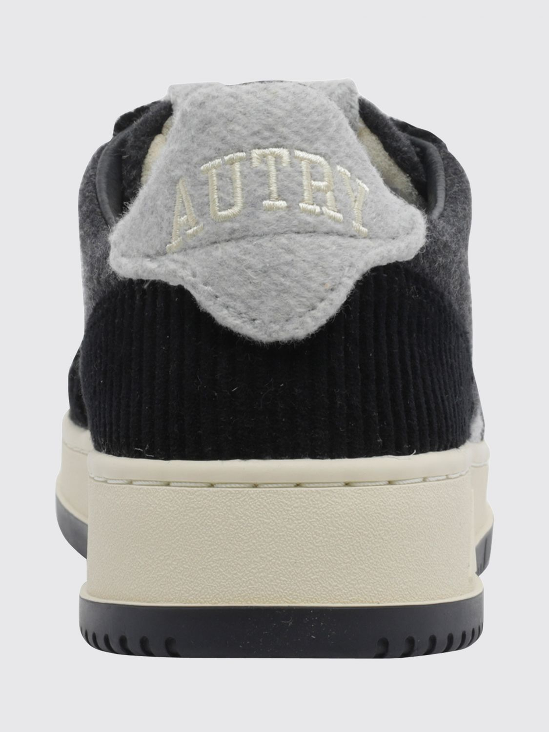 [AUTRY] Sneakers FW26 AULM V104