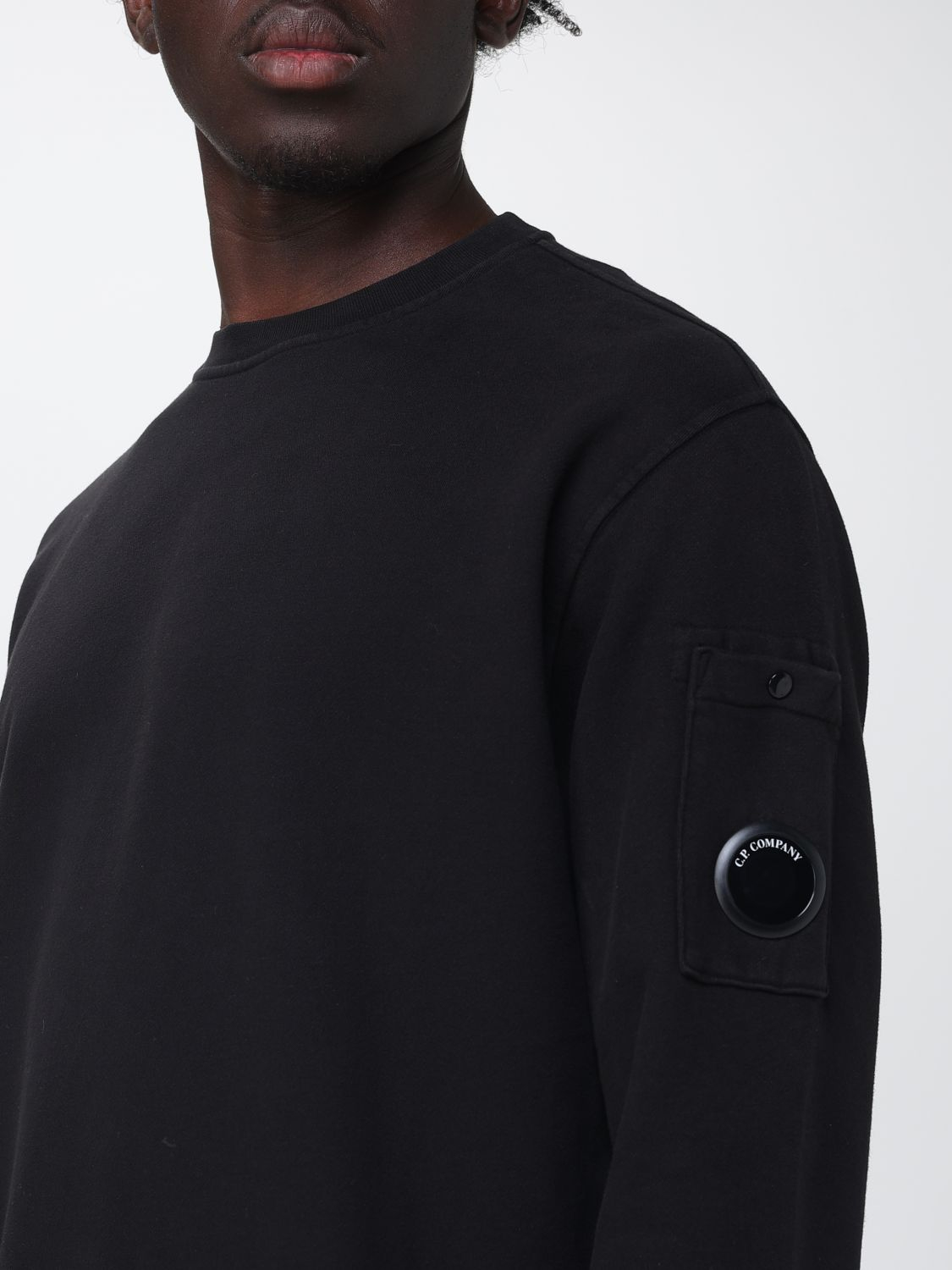 [C.P. Company] Sweatshirt FW26 RFCMSS718A006372G 999