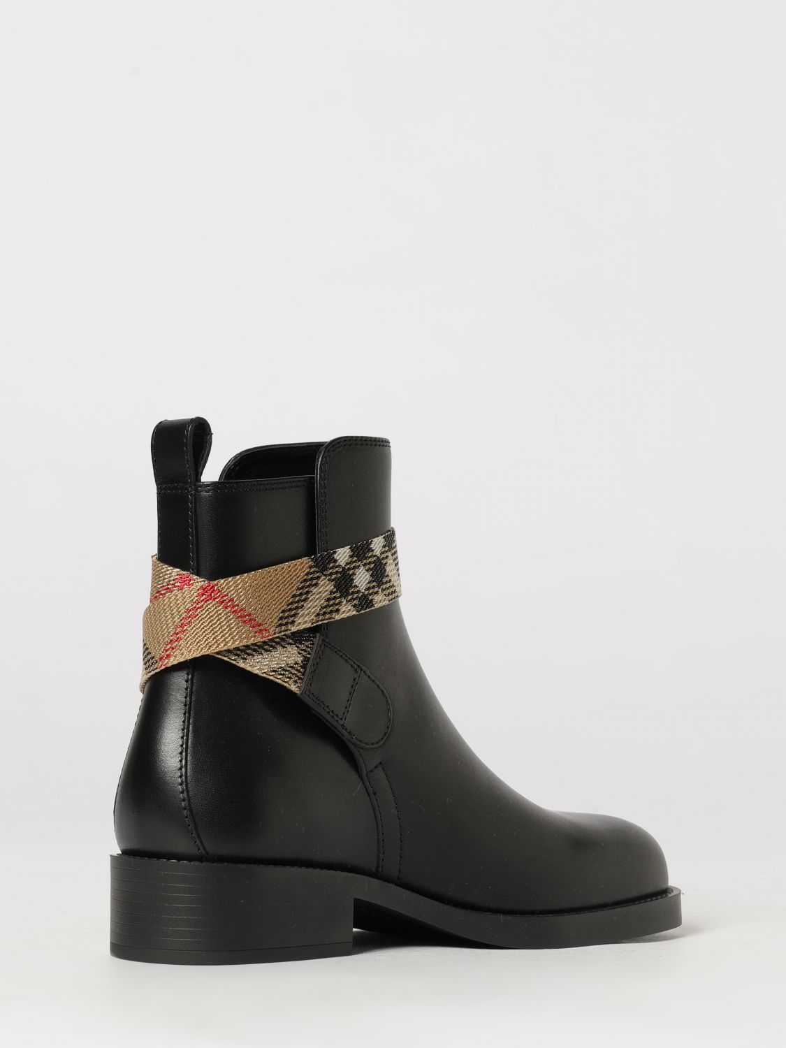 [Burberry] Boots FW26 8128778