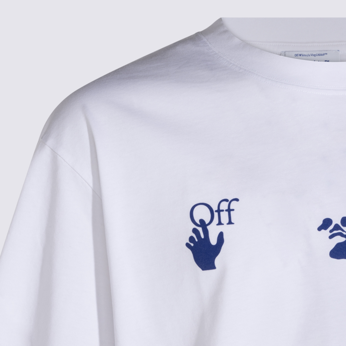 [Off-White] T-shirts Short Sleeve FW26 OMAA120F26JER0181000