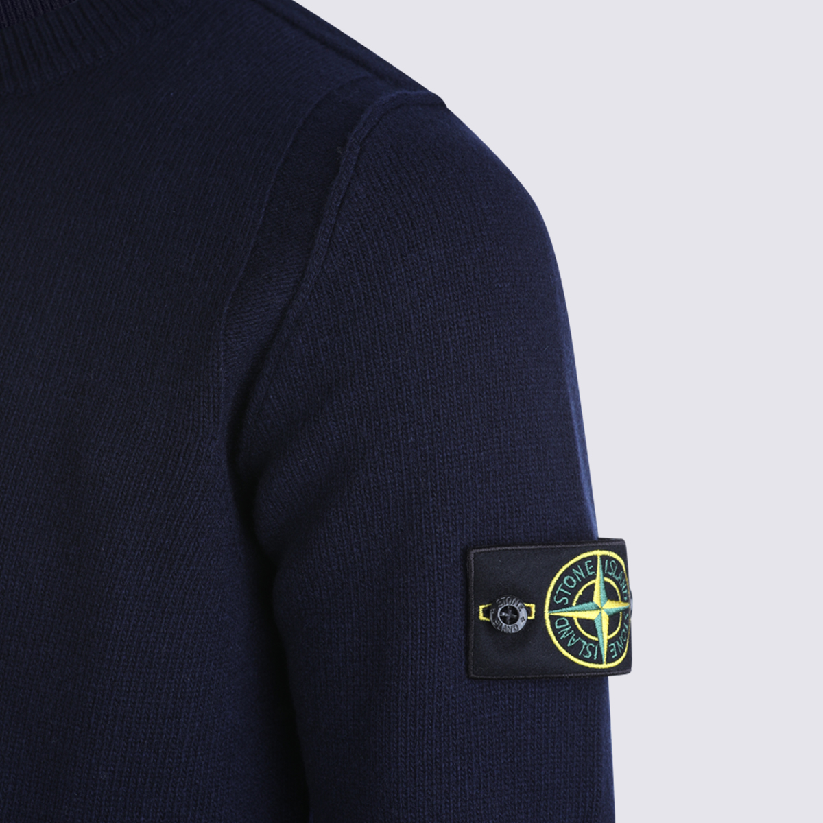 [Stone Island] Knitwear FW26 L2S155100072S00A3V0020