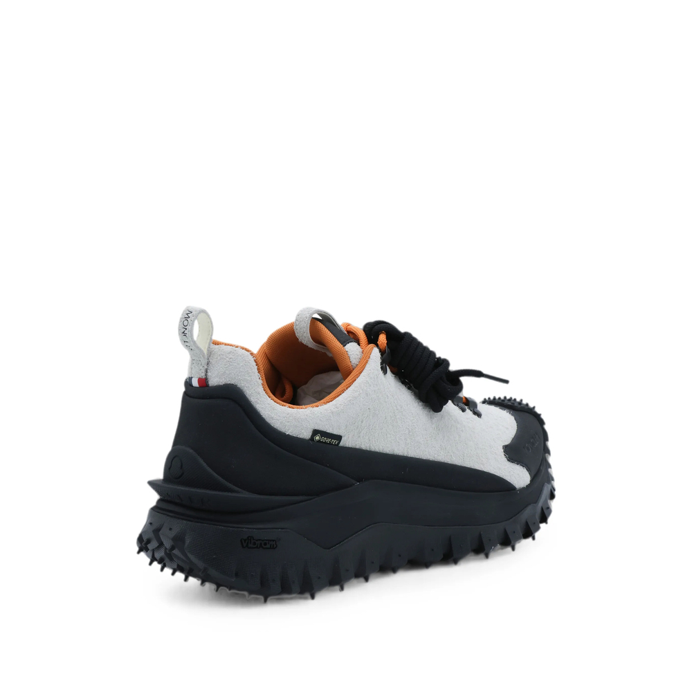 [Moncler] Sneakers FW26 M9888 4M000-20 033