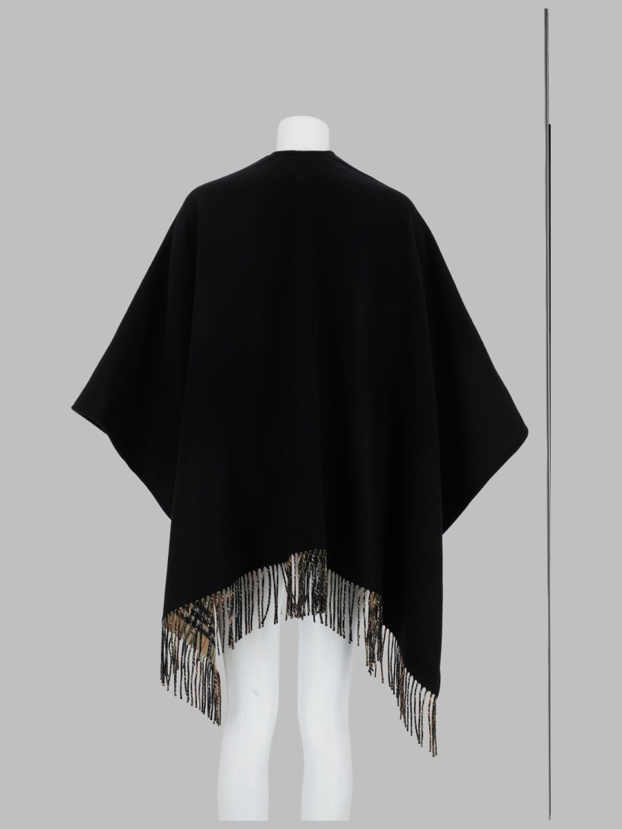 [Burberry] Scarf FW26 8122804_C1900