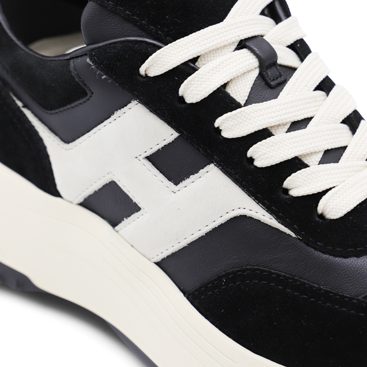 [Hogan] Sneakers FW26 HXW6690FR30UHG1023