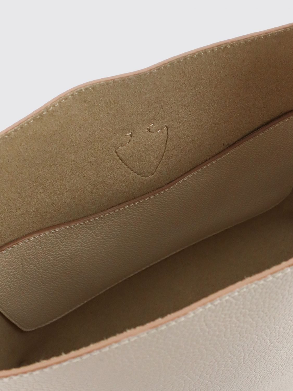 [Tod's] Shoulder bag FW26 XBWTSEK0100XSO B015