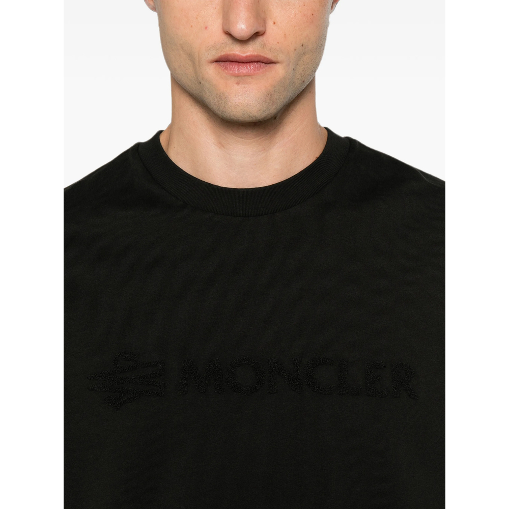 [Moncler] T-shirts Short Sleeve FW26 89AUG 8C000-11 999