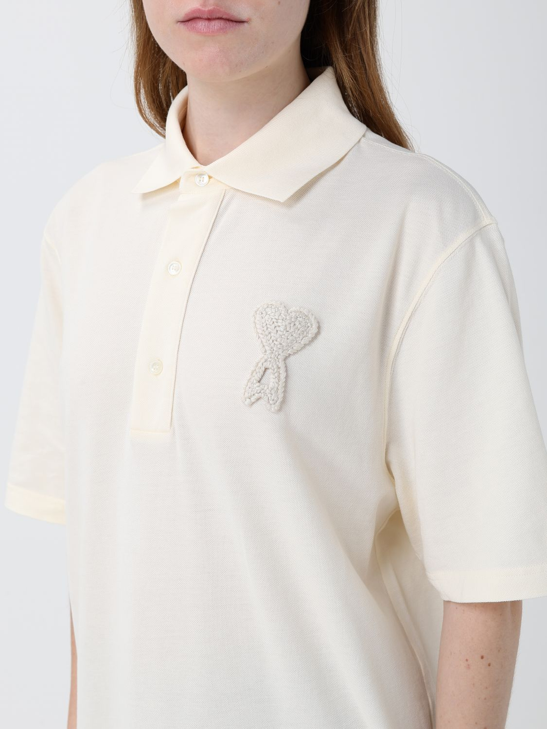 [Ami Paris] T-shirts Short Sleeve SS26 UPL428JE0221 136